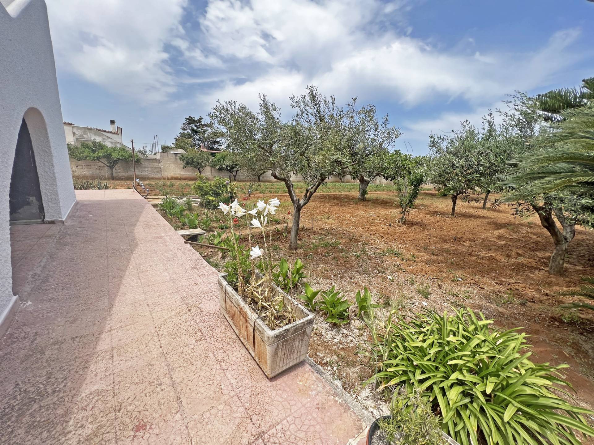 Villa o villino in vendita a Brindisi, Zona Sciaia-Materdomini