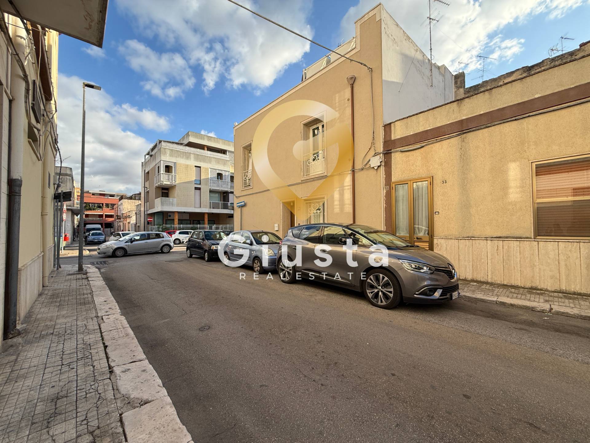 Casa Indipendente in vendita a Brindisi, Cappuccini