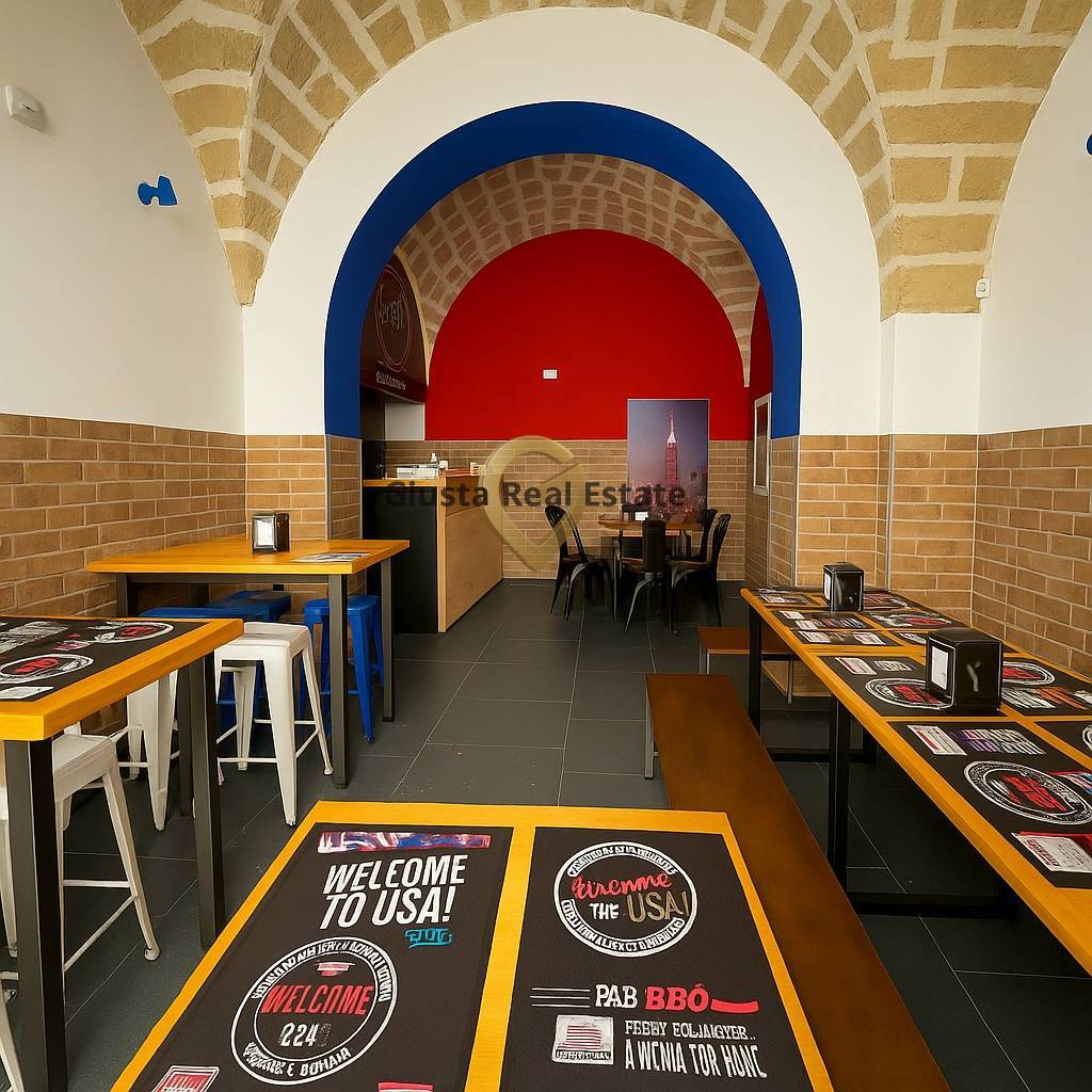 Attivit Commerciale in affitto a Brindisi, Zona Centro