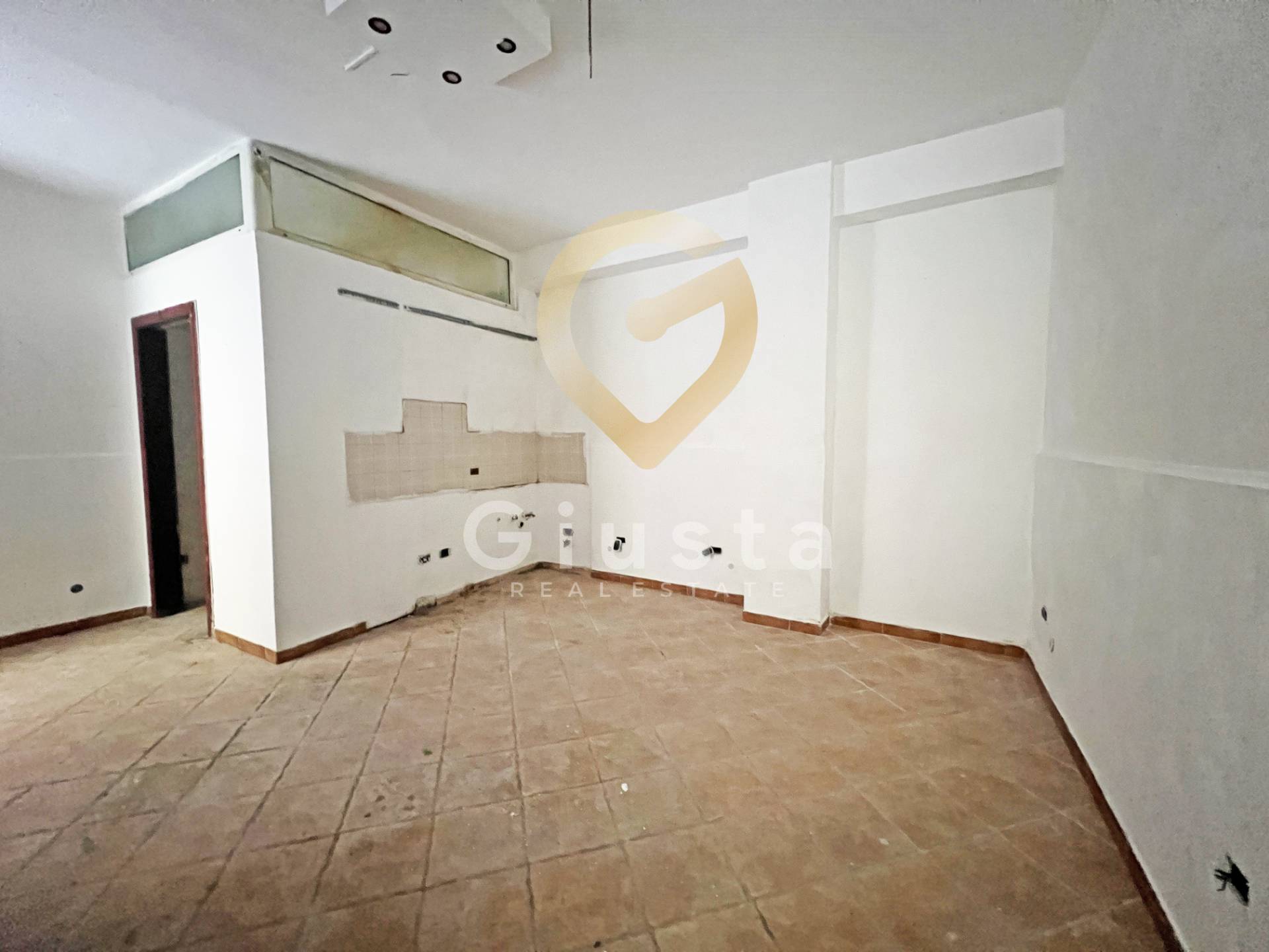 Casa Indipendente in vendita a Brindisi, Zona Centro
