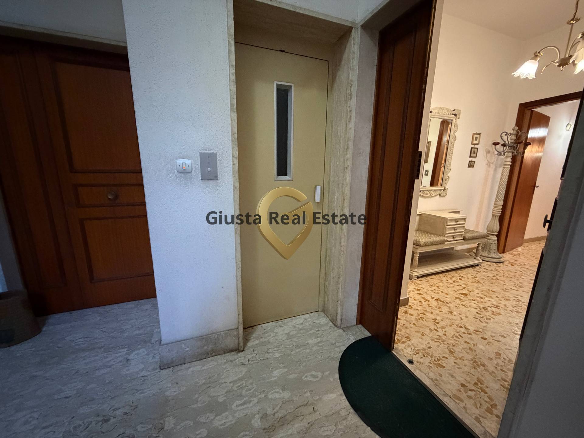 Appartamento in vendita a Brindisi, S. Chiara