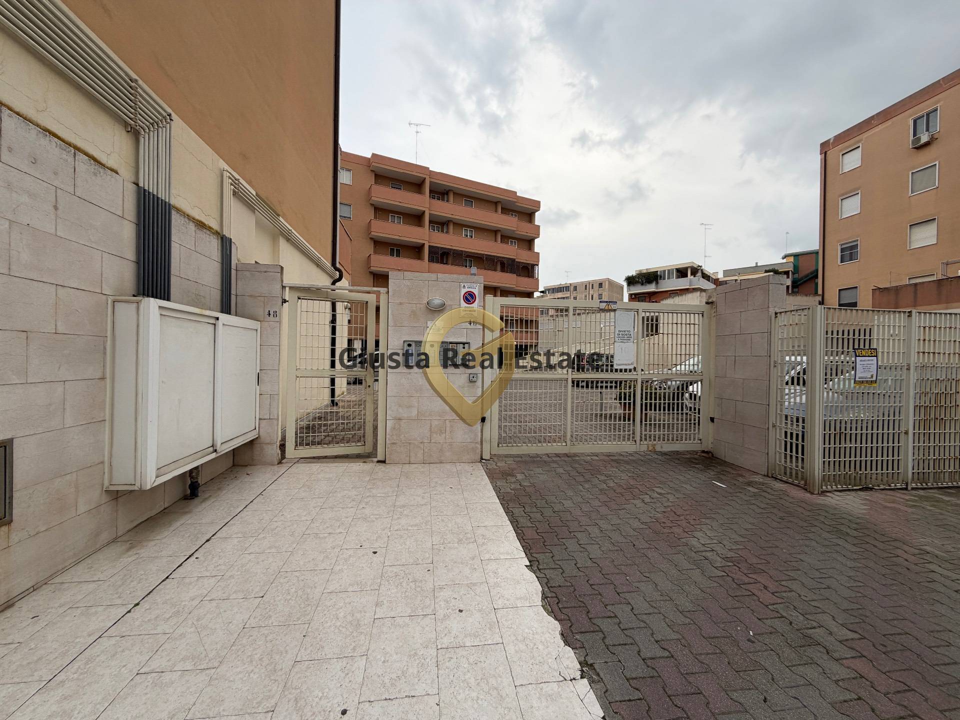 Appartamento in vendita a Brindisi, Zona Centro