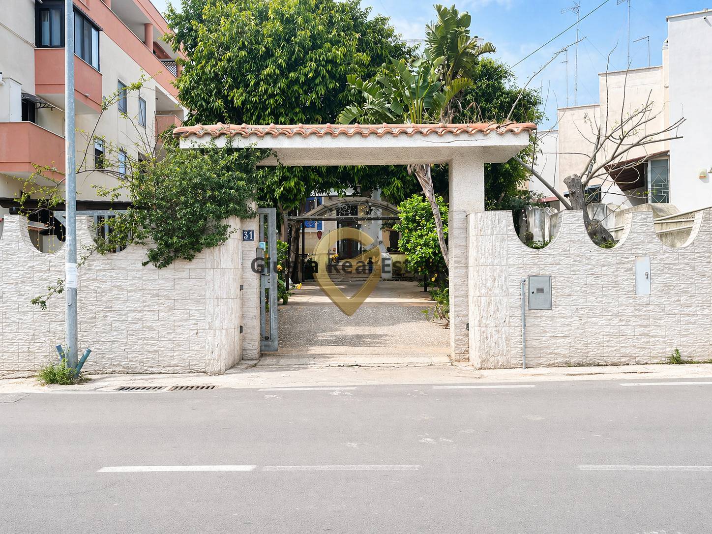 Villa singola in vendita a Brindisi, Zona Sciaia-Materdomini
