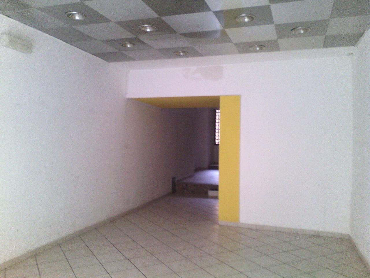 Fondo Commerciale in affitto a Castelfiorentino