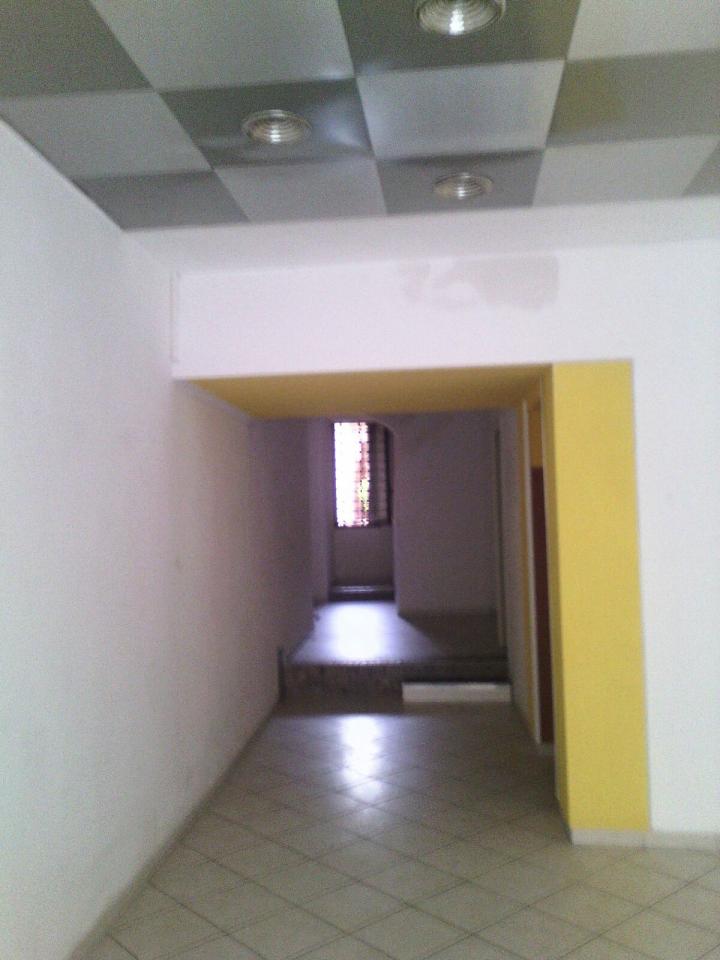 Fondo Commerciale in affitto a Castelfiorentino