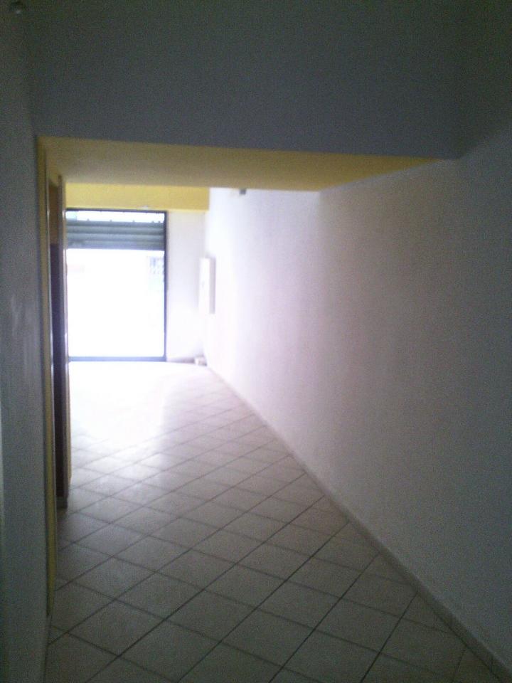 Fondo Commerciale in affitto a Castelfiorentino