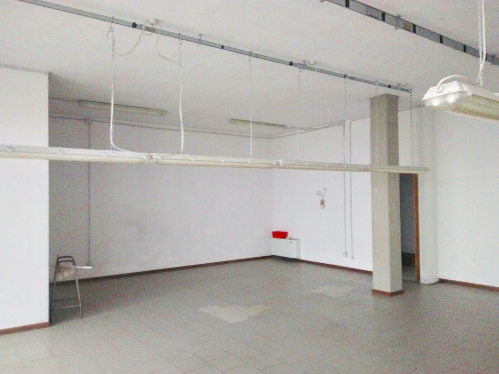 Fondo Artigianale in affitto a Montaione