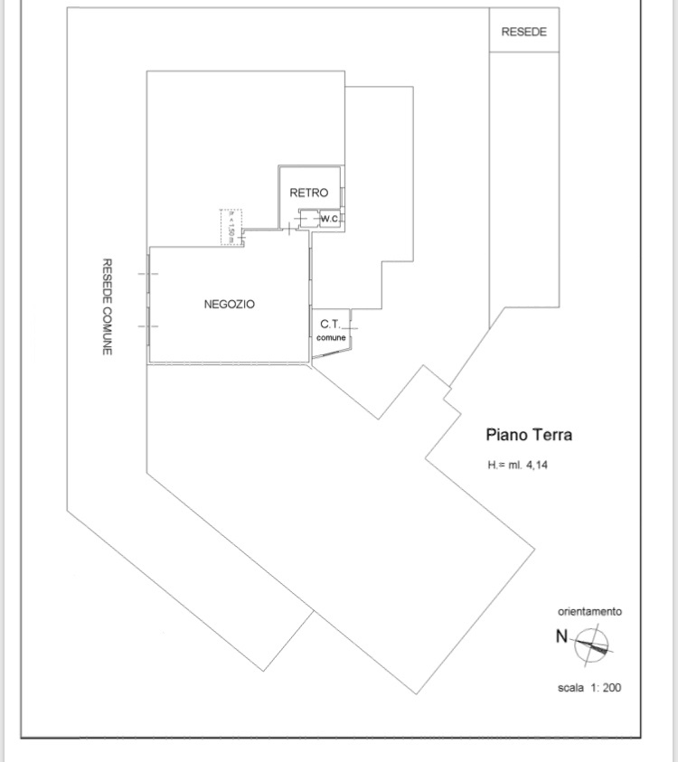 Fondo Commerciale in affitto a Castelfiorentino