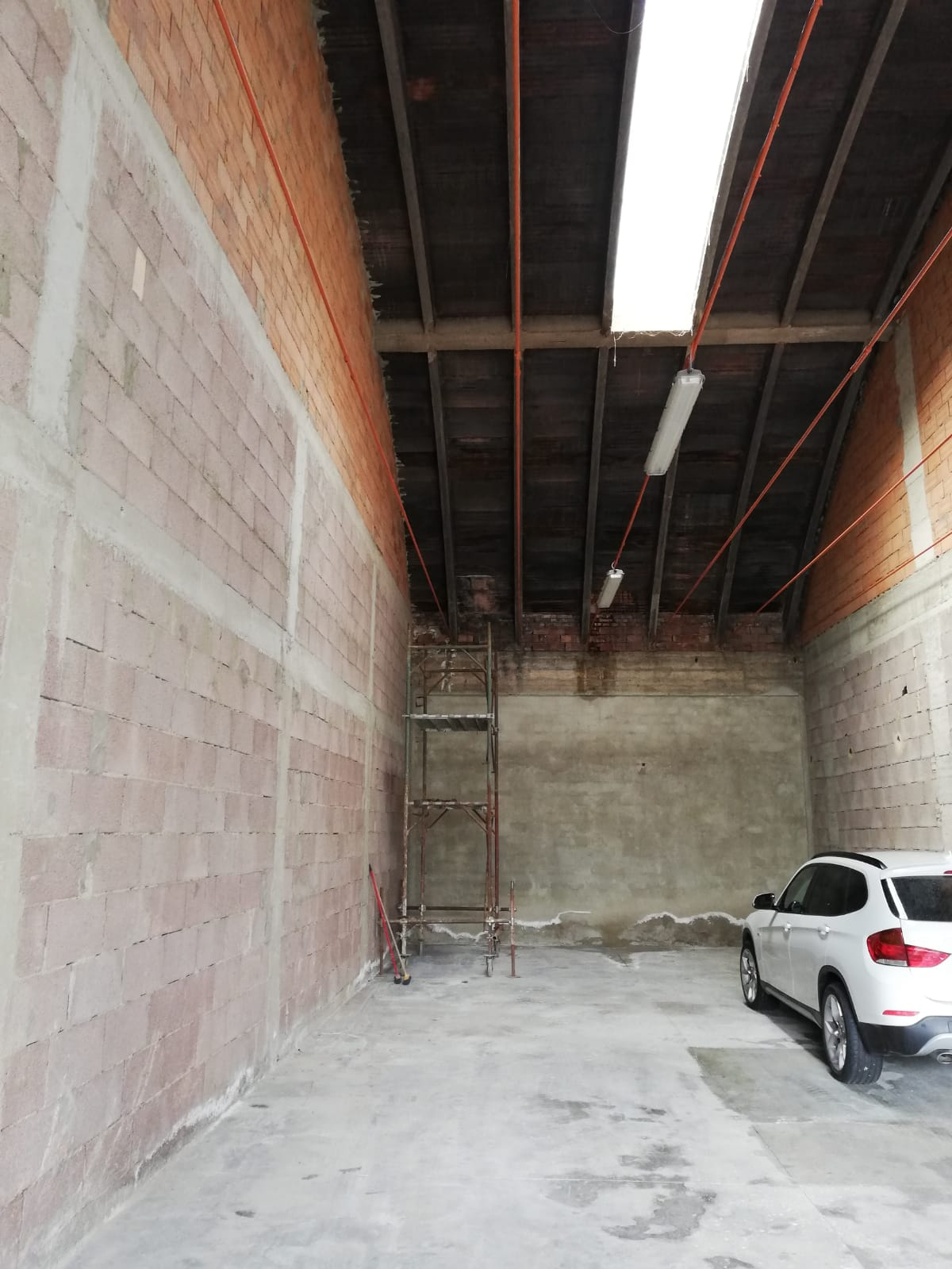 Fondo Artigianale in affitto a Castelfiorentino