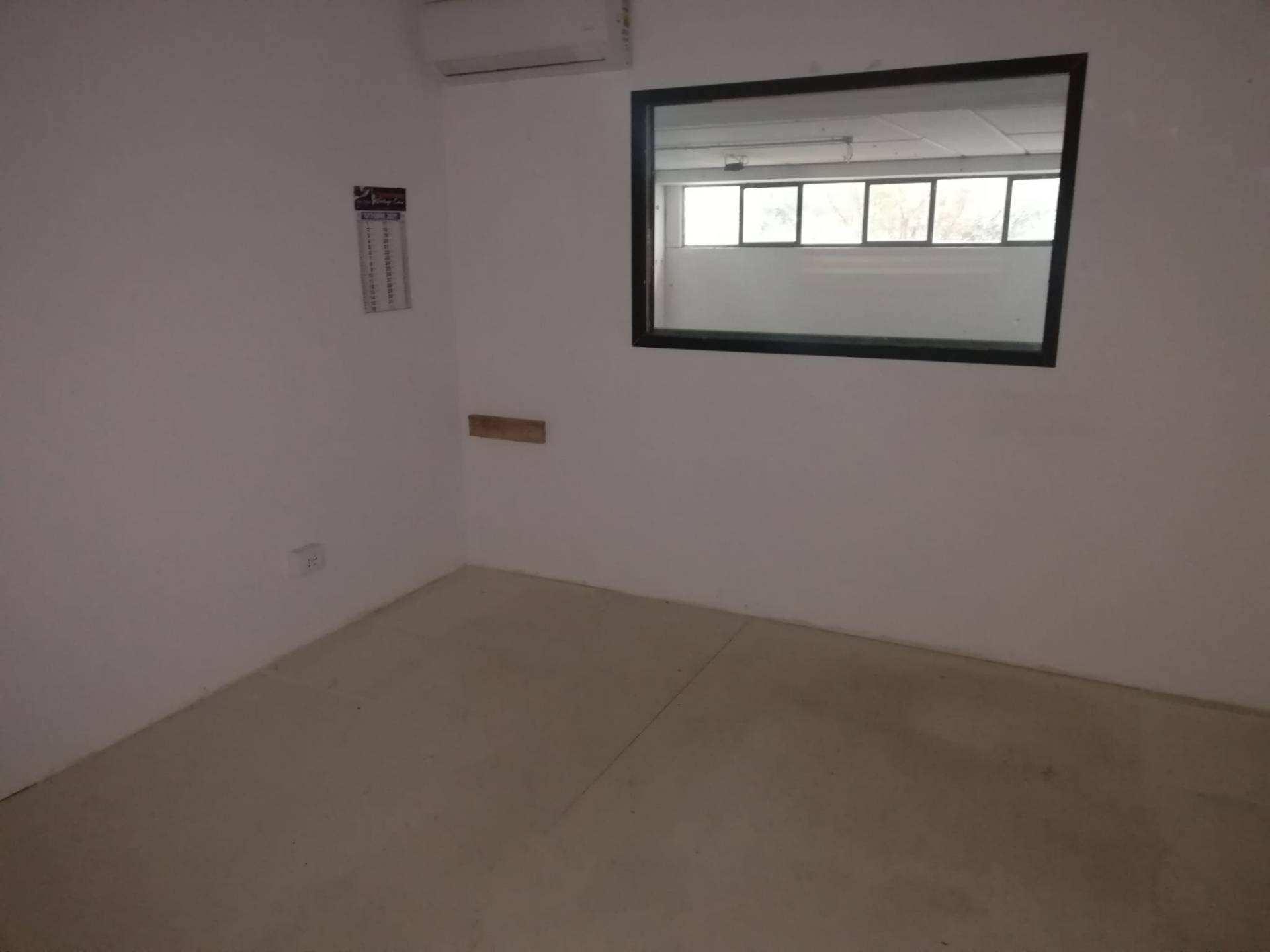 Fondo Artigianale in affitto a Certaldo