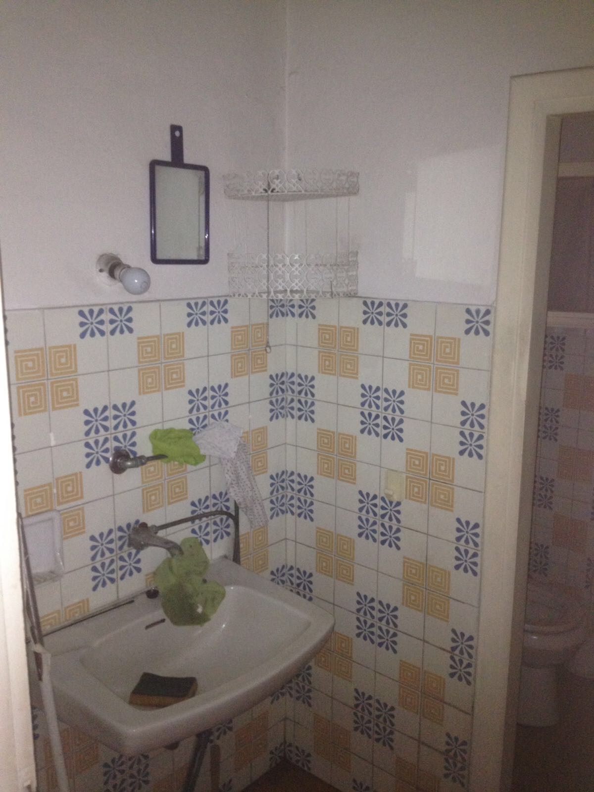 Fondo Commerciale in affitto a Certaldo