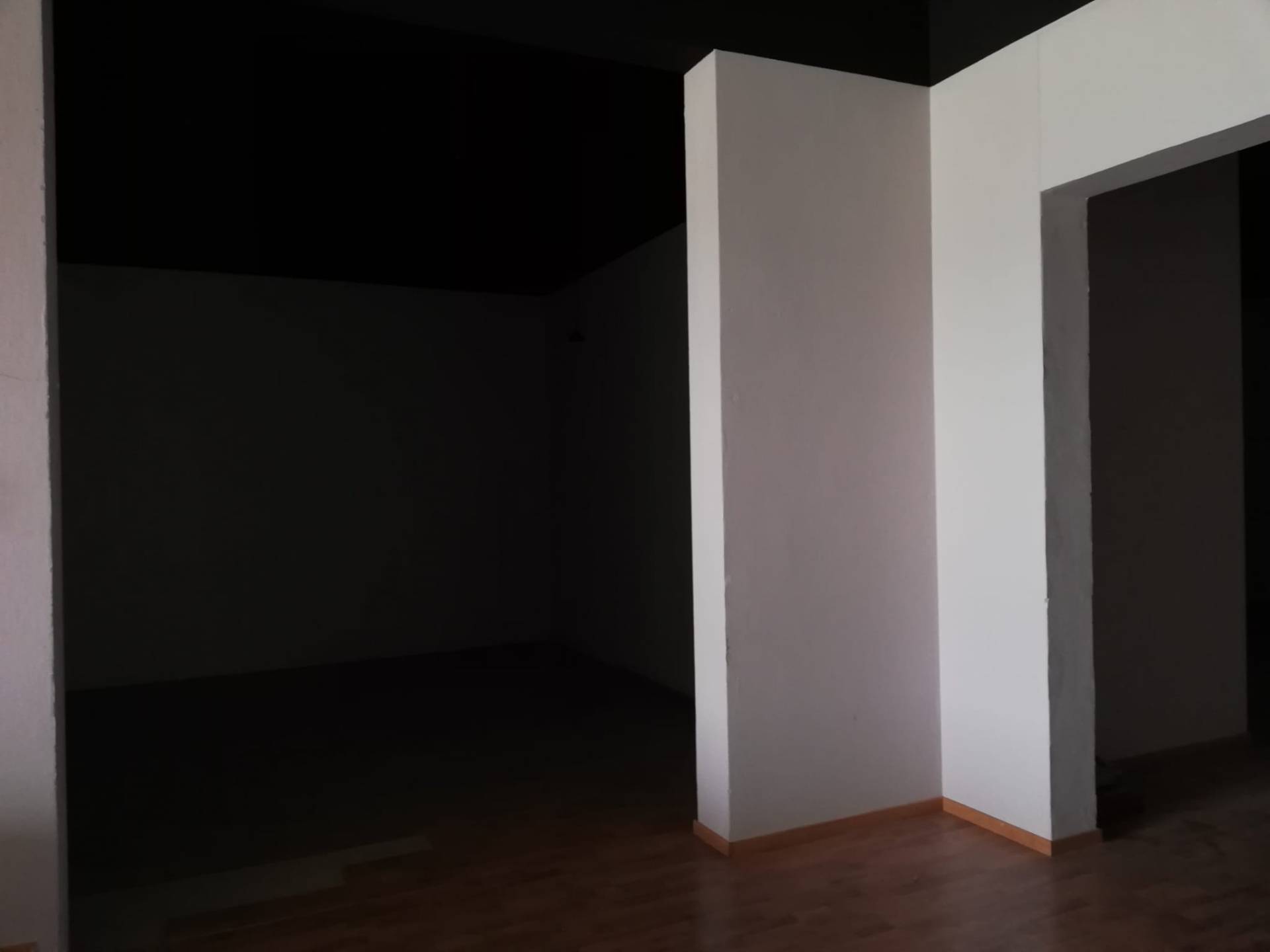 Fondo Commerciale in affitto a Castelfiorentino