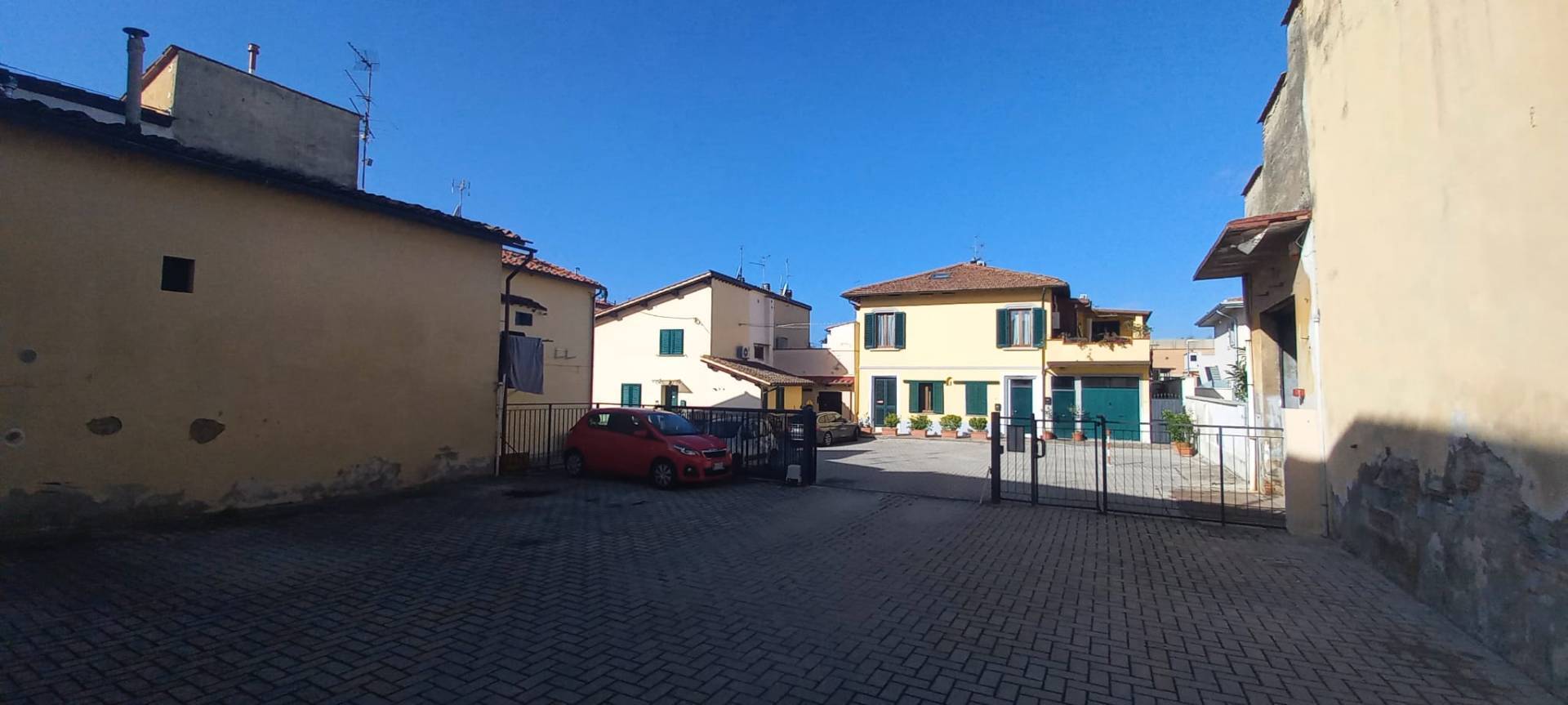 Appartamento in vendita a Campi Bisenzio, Santa Maria