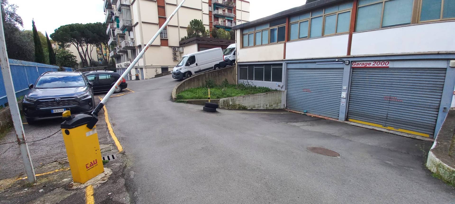 Posto auto scoperto in vendita a Firenze, Careggi