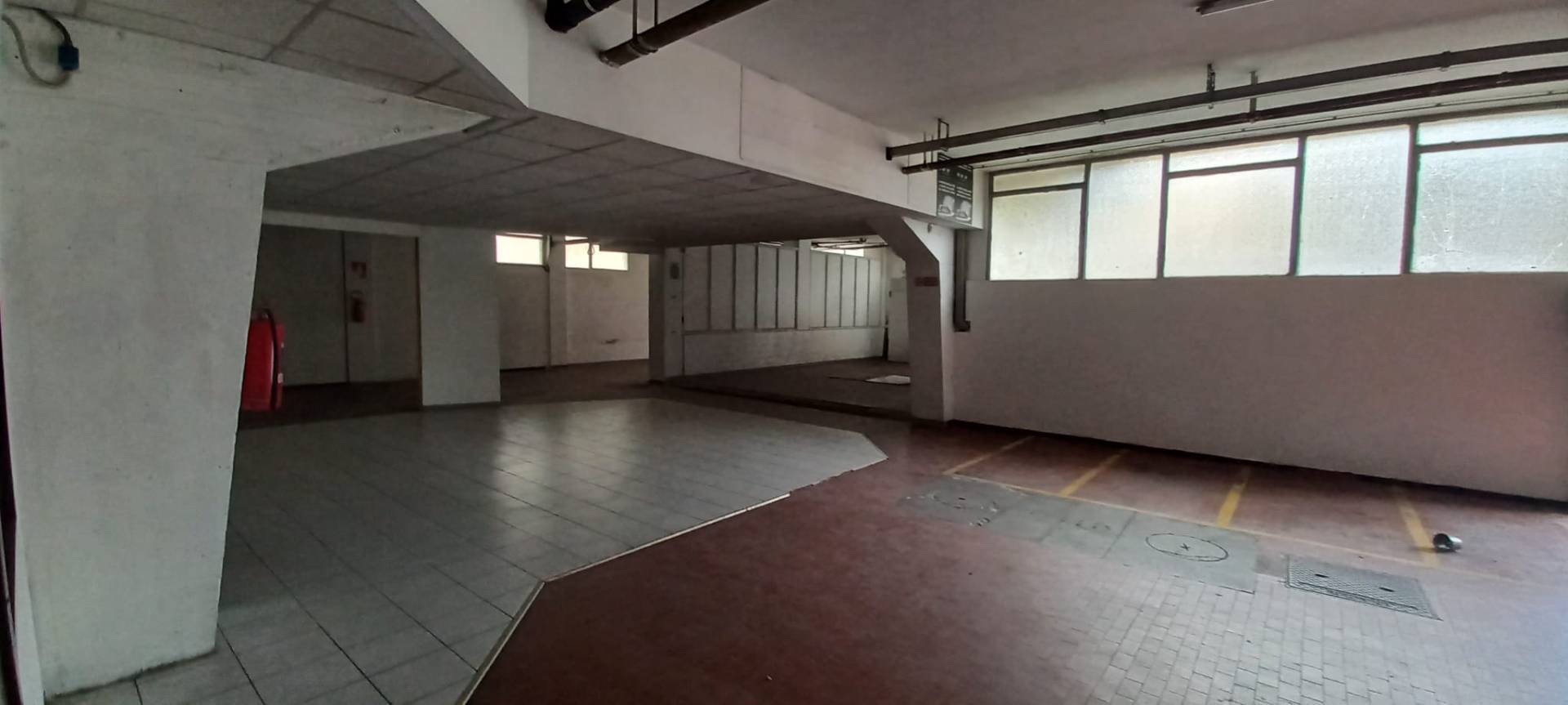 Posto auto coperto in vendita a Firenze, Careggi