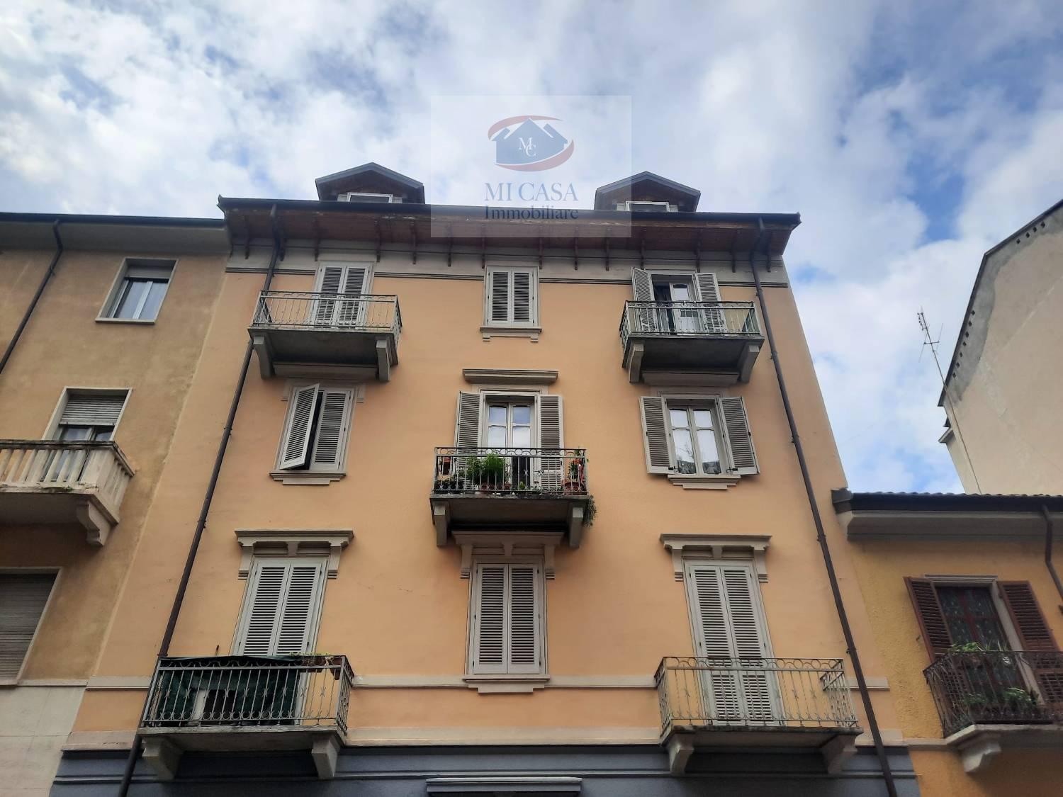 Bilocale arredato in affitto a Torino