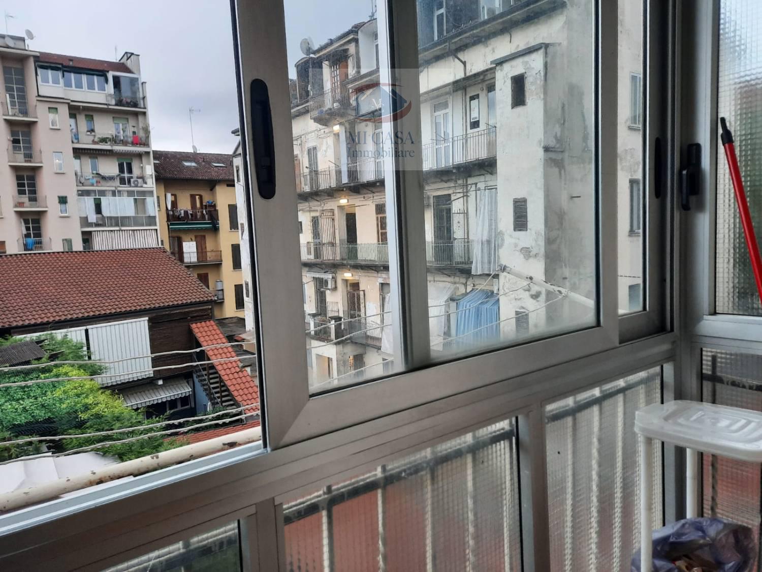 Trilocale arredato in affitto a Torino