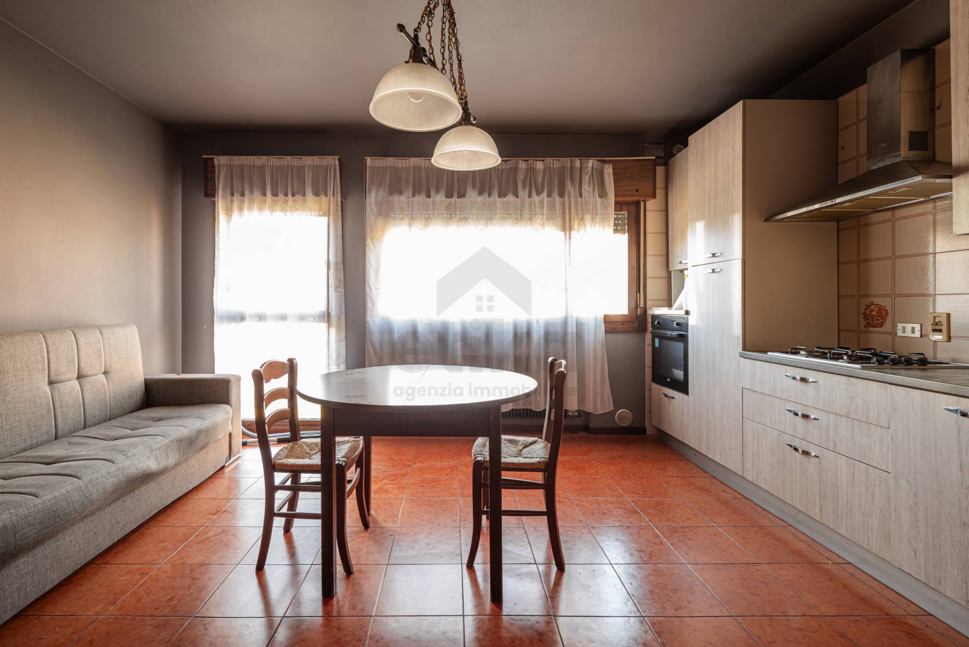 Appartamento in vendita a Paese