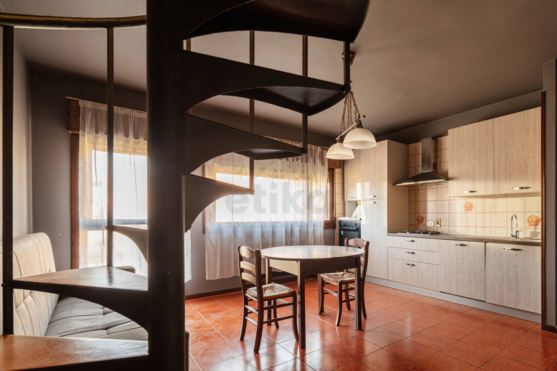 Appartamento in vendita a Paese