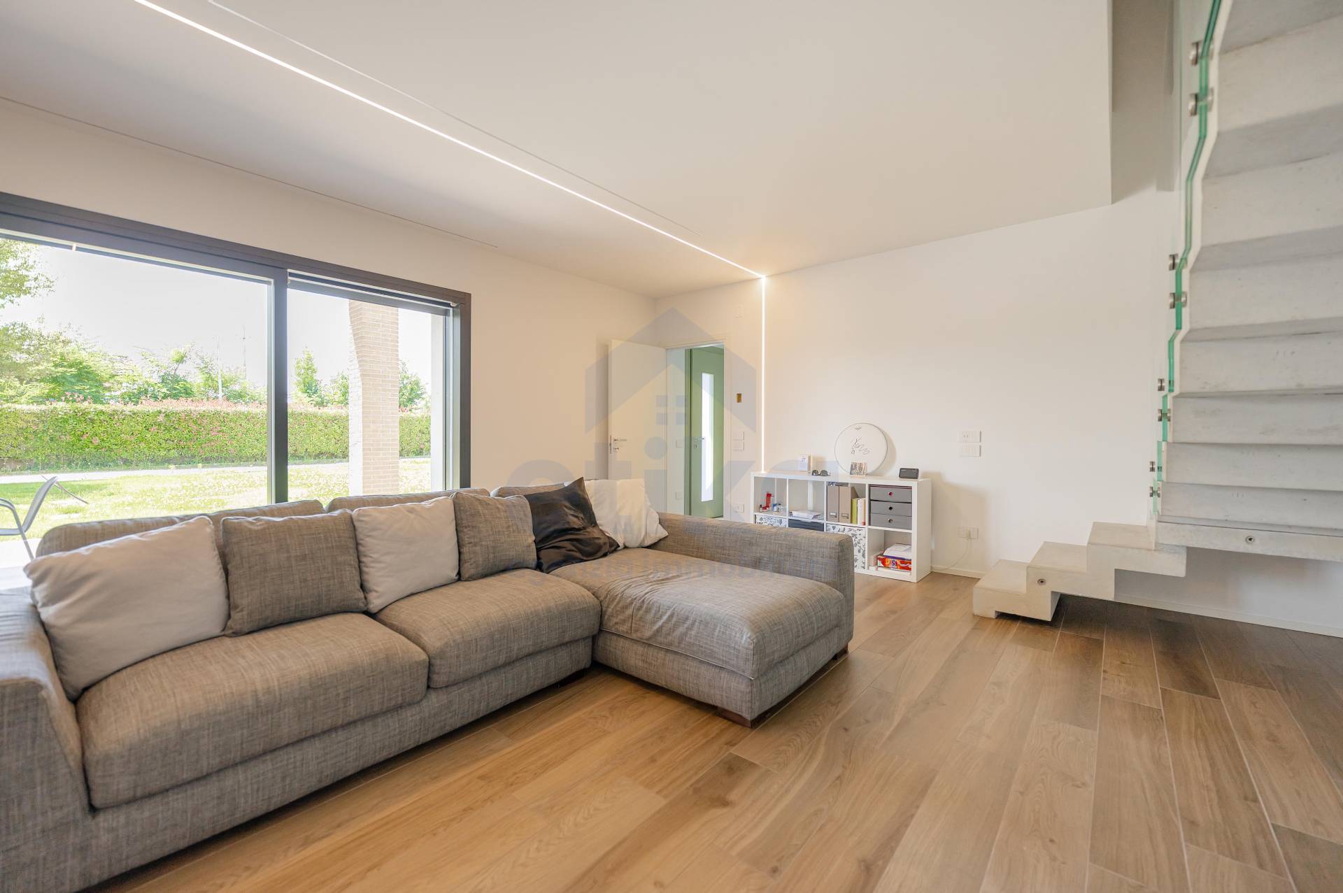 Villa in vendita a Paese, Padernello