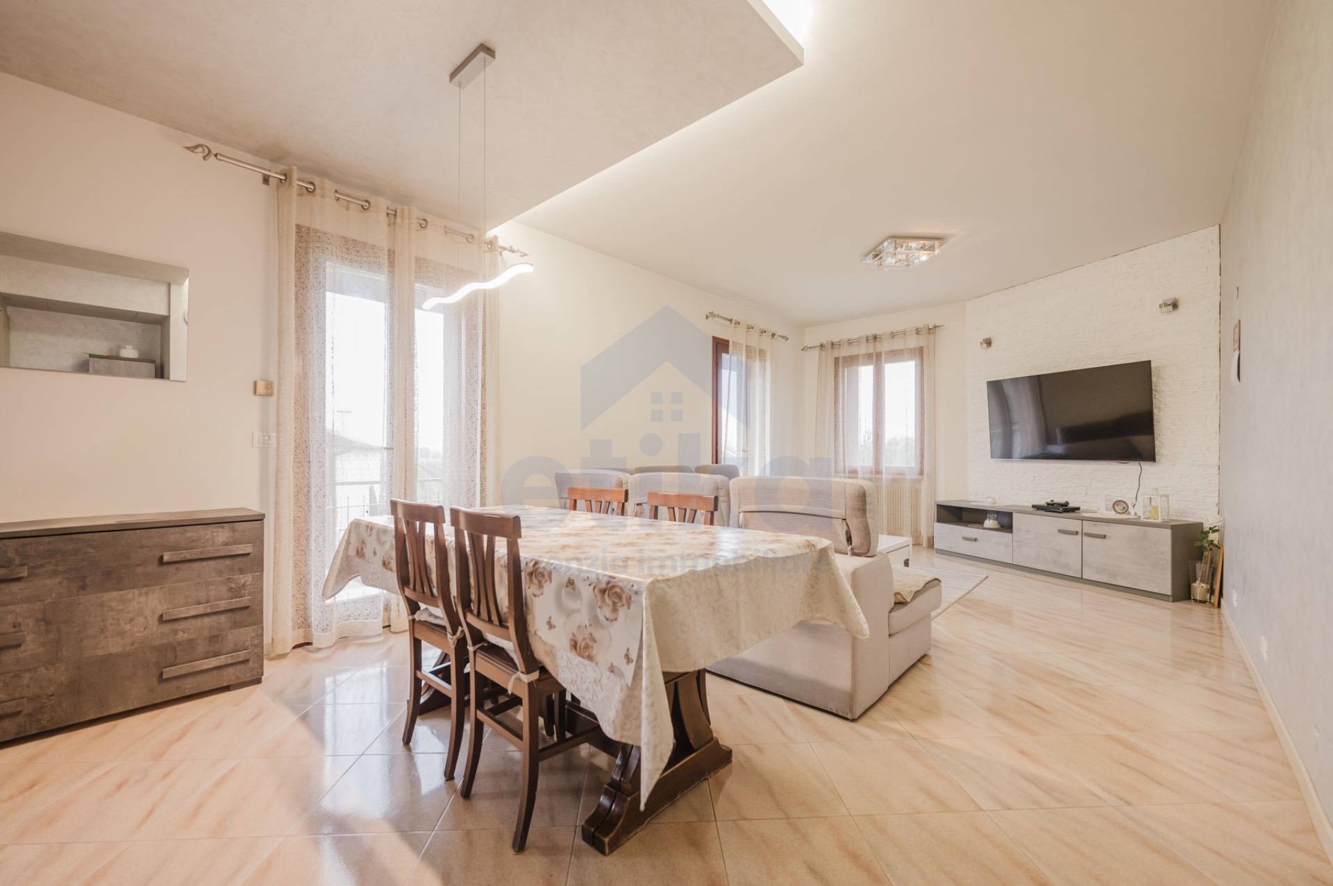 Villetta bifamiliare in vendita a San Biagio di Callalta, Olmi -San Floriano