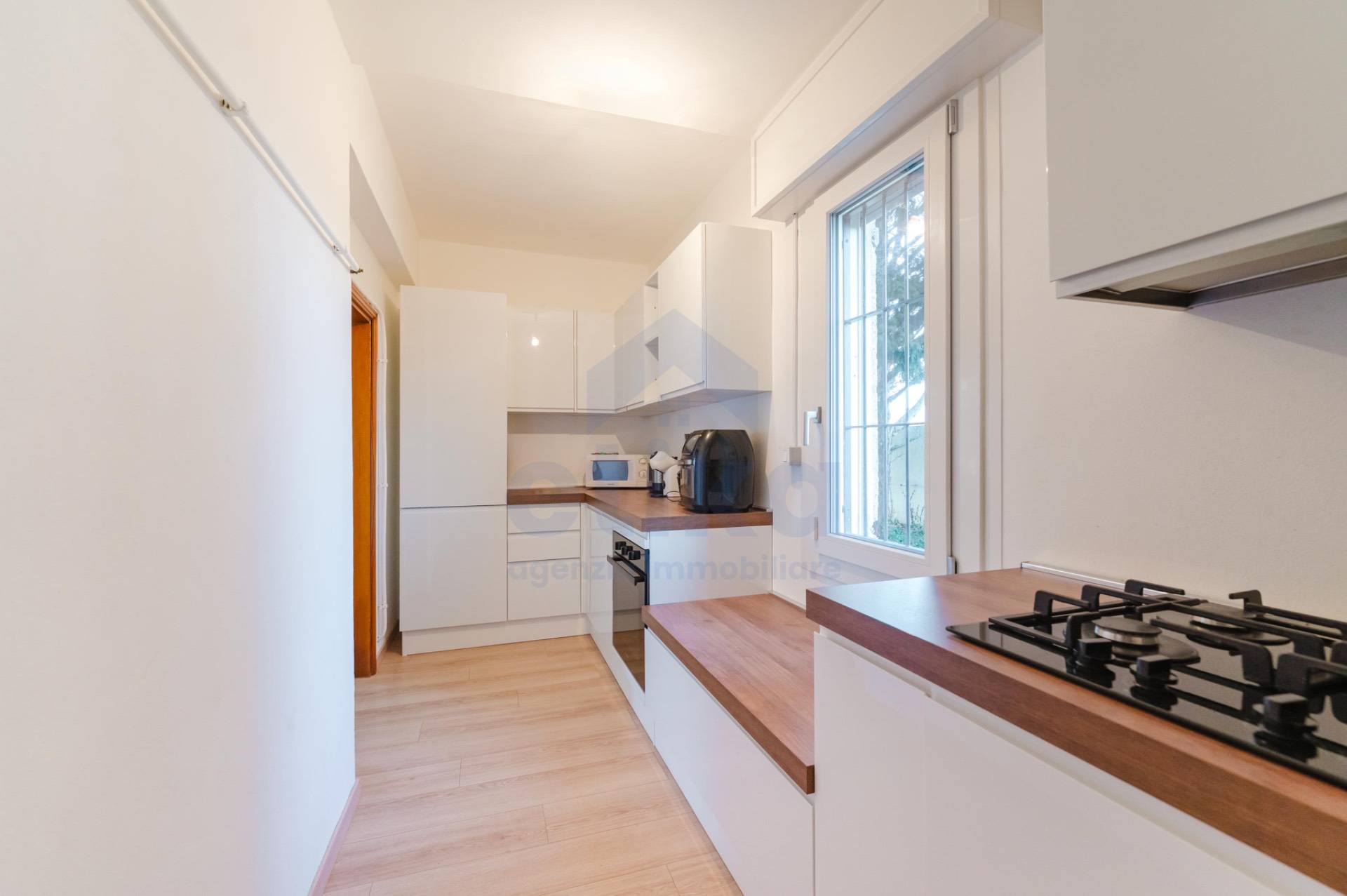 Villetta bifamiliare in vendita a Paese