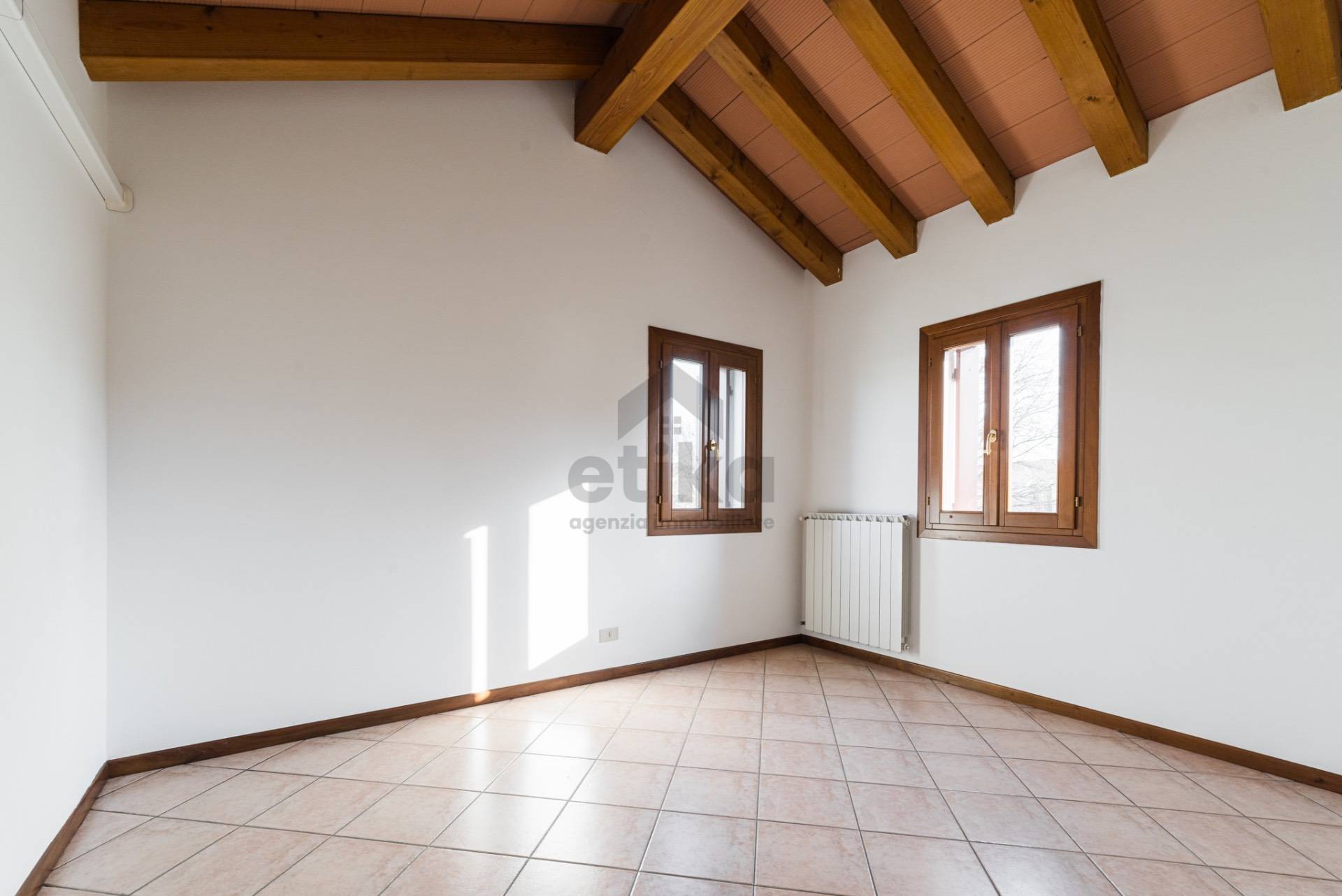 Villetta bifamiliare in vendita a Noventa di Piave, C Memo