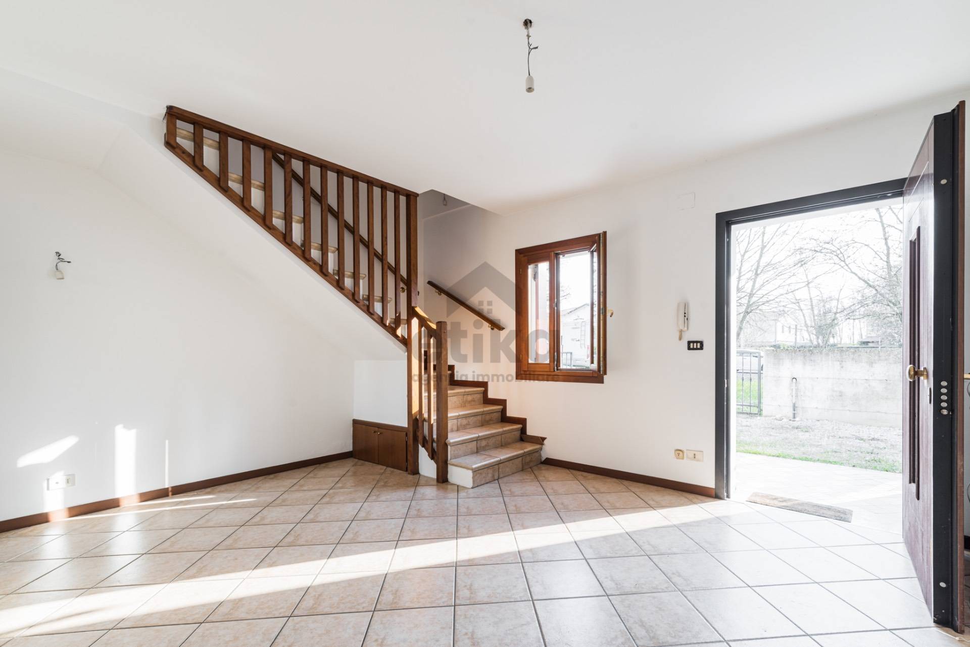 Villetta bifamiliare in vendita a Noventa di Piave, C Memo