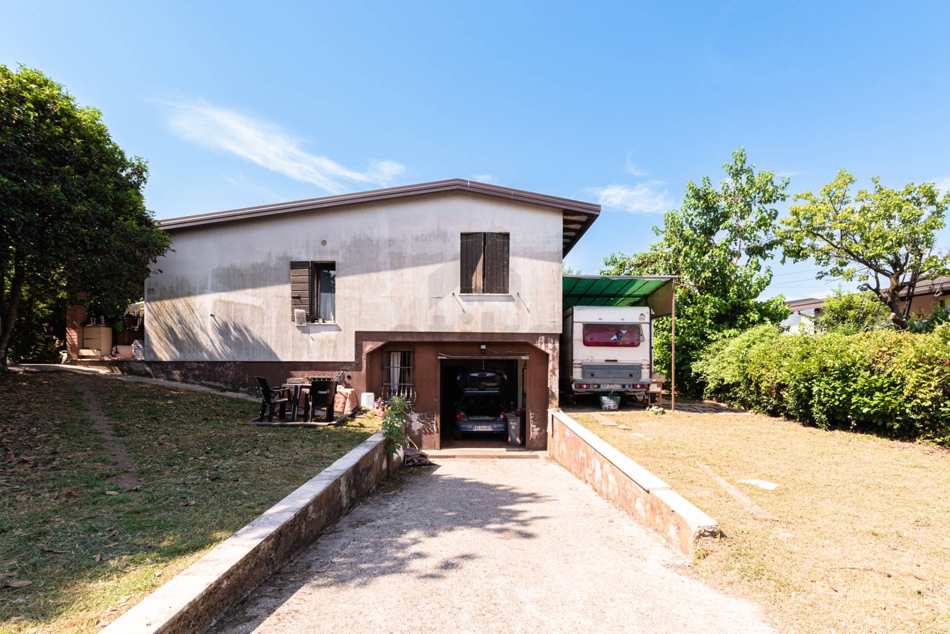 Casa singola in vendita a Paese, Padernello