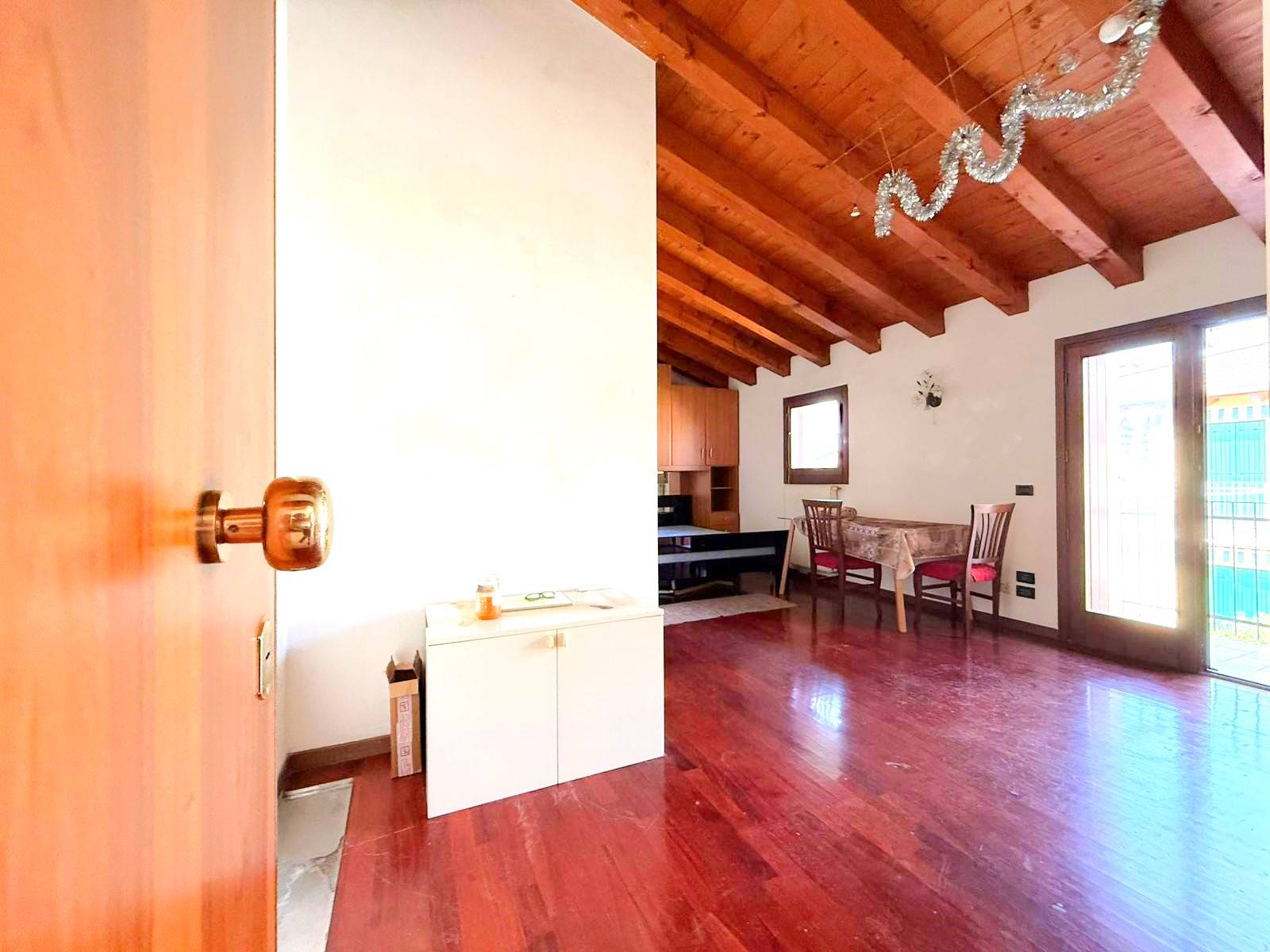 Appartamento in affitto a Ponzano Veneto, Paderno (capoluogo)