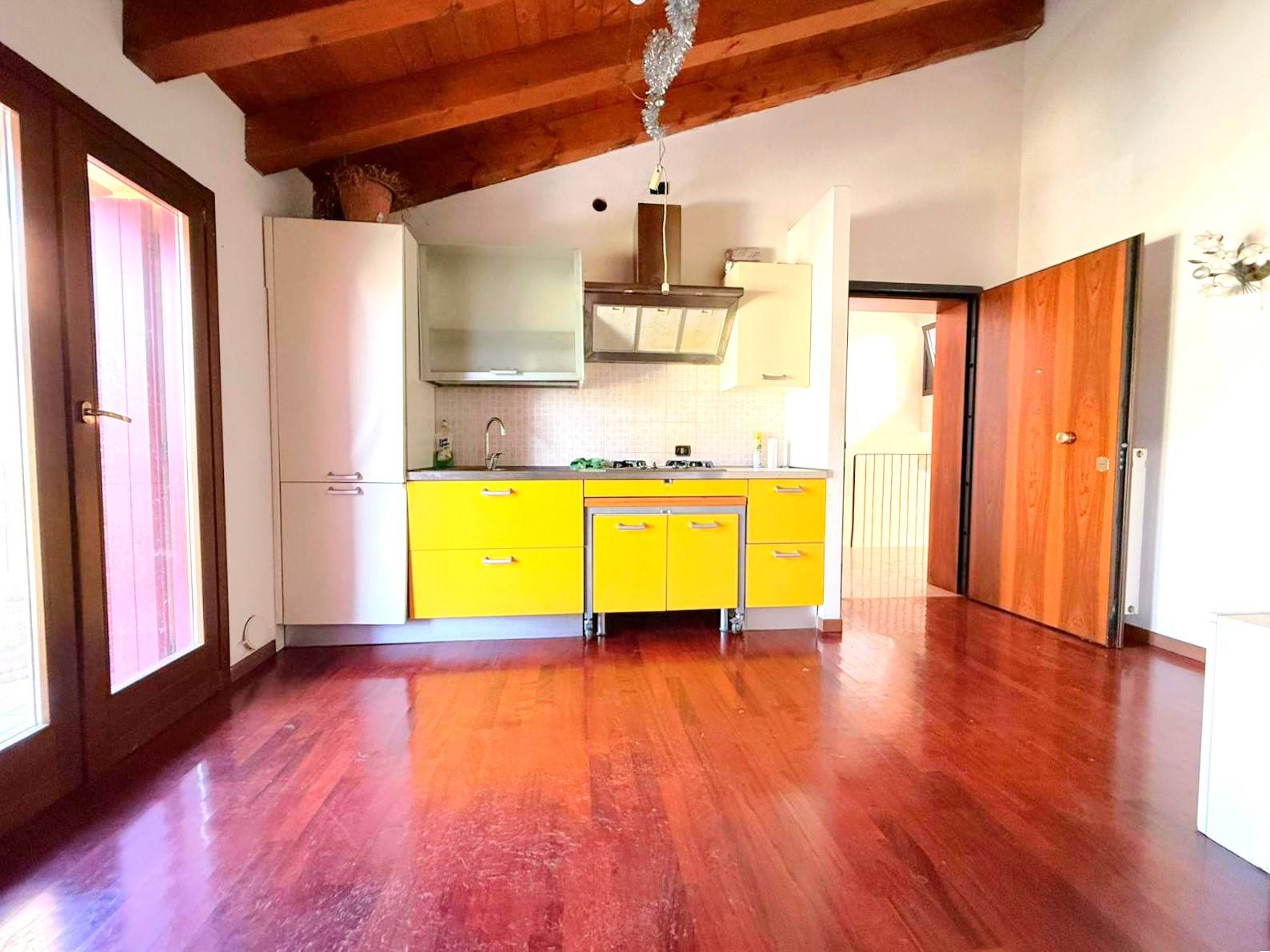 Appartamento in affitto a Ponzano Veneto, Paderno (capoluogo)