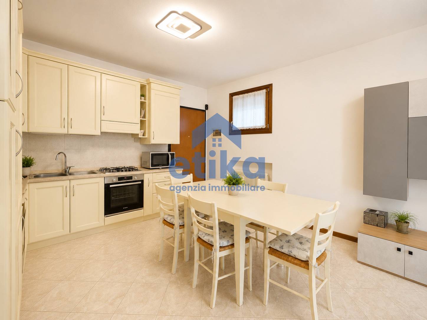Appartamento in vendita a Casier, Casier