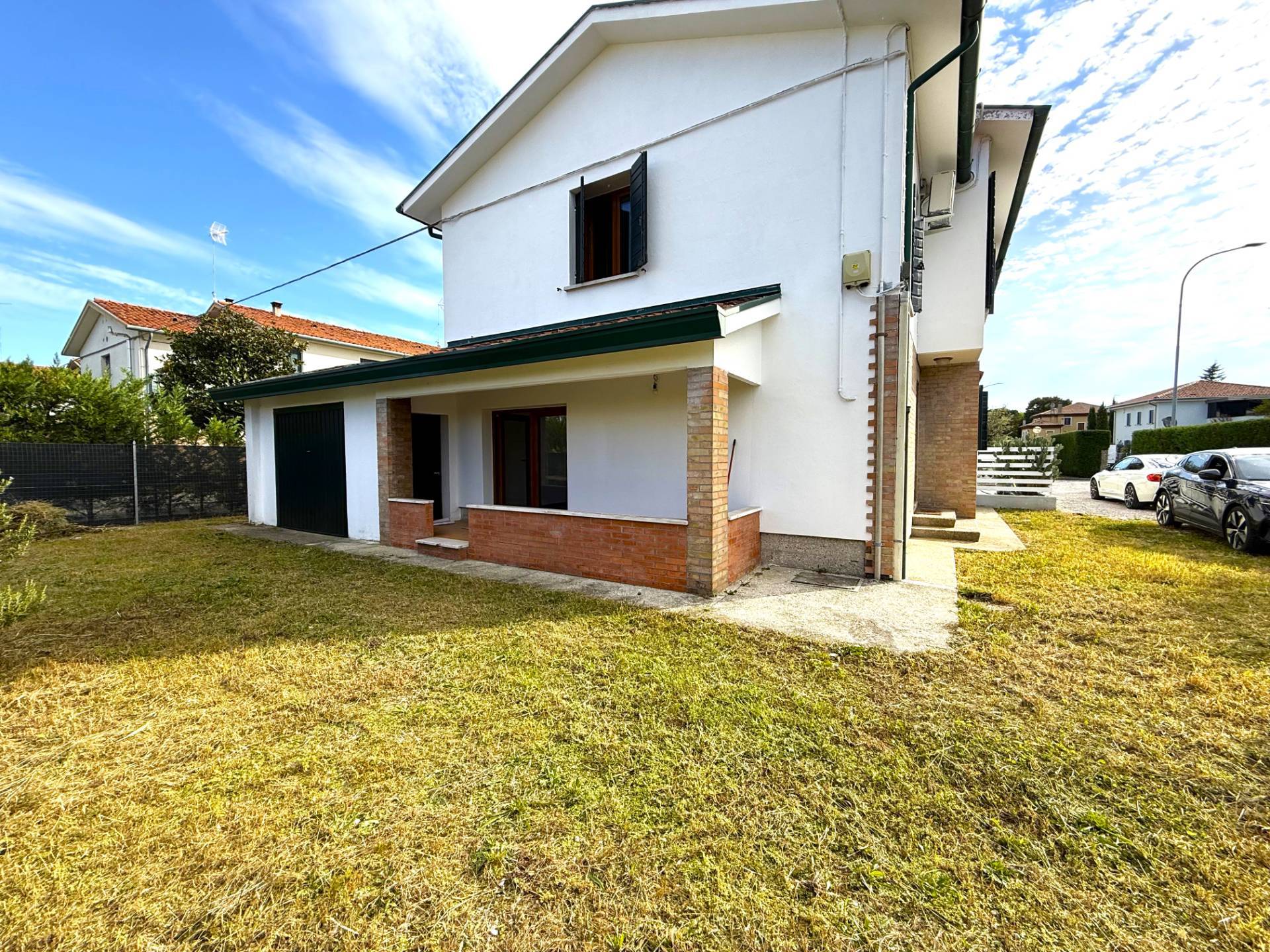 Villetta bifamiliare in affitto a Mogliano Veneto