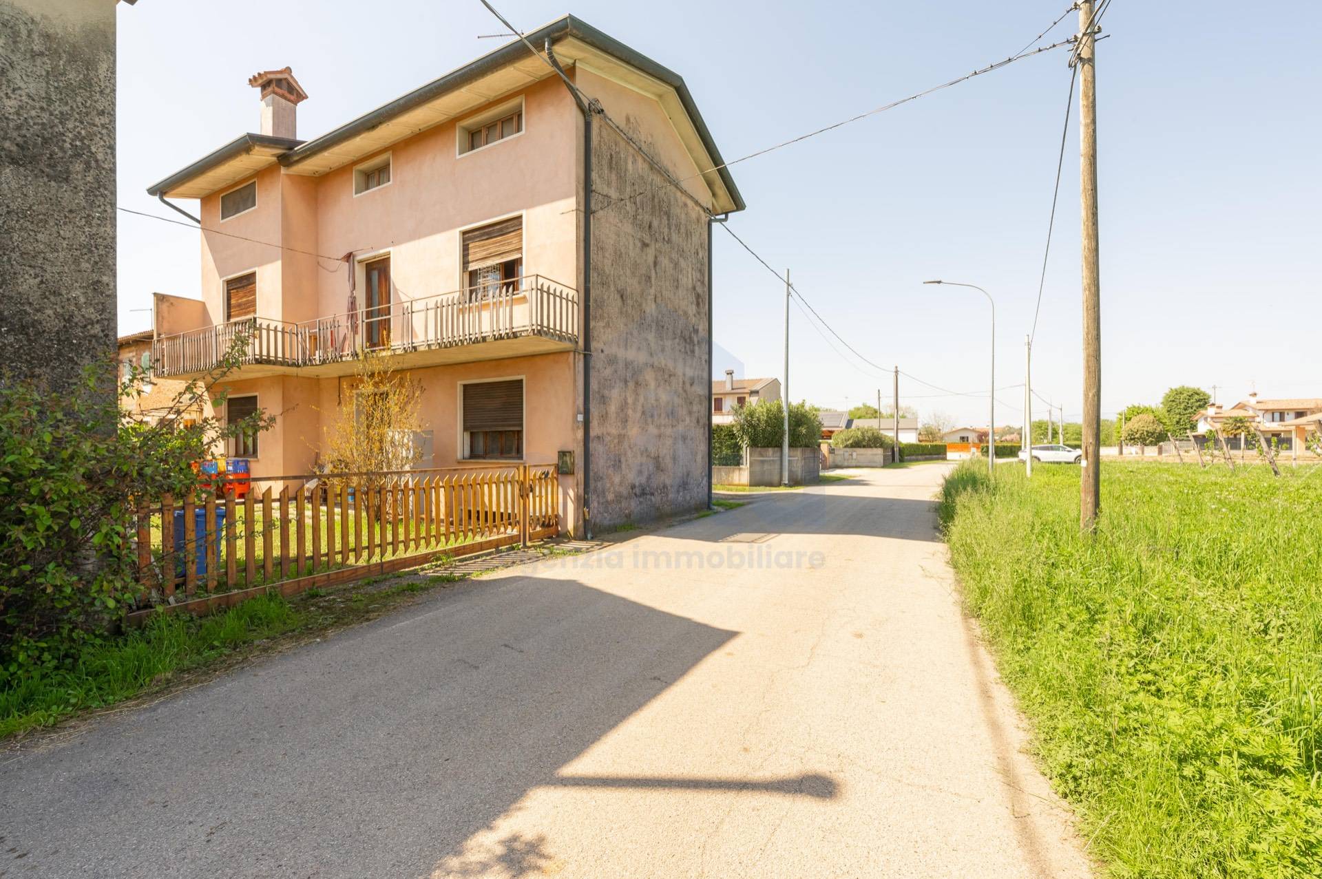 Villetta bifamiliare in vendita a Paese, Postioma