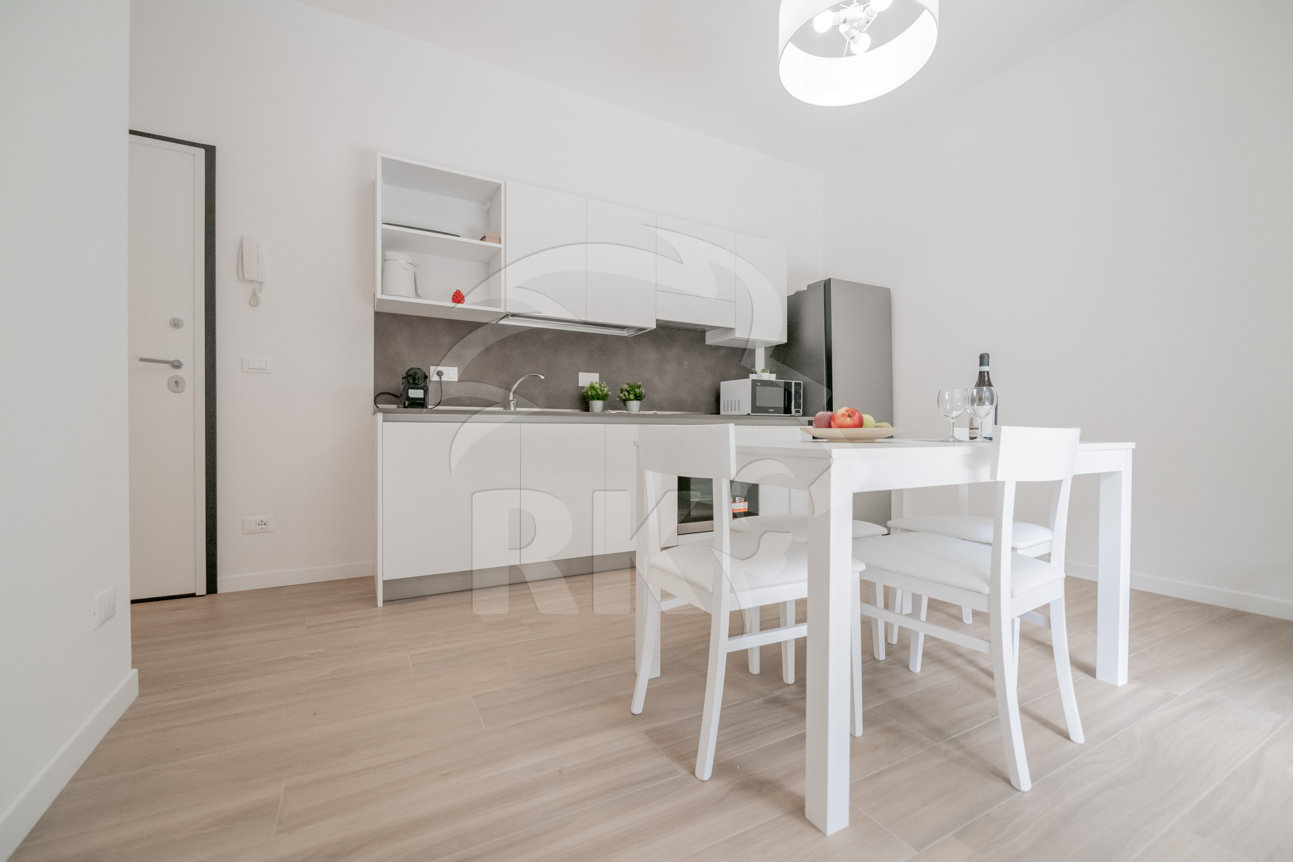 Quadrilocale con giardino in via pietro mengoli 31, Bologna