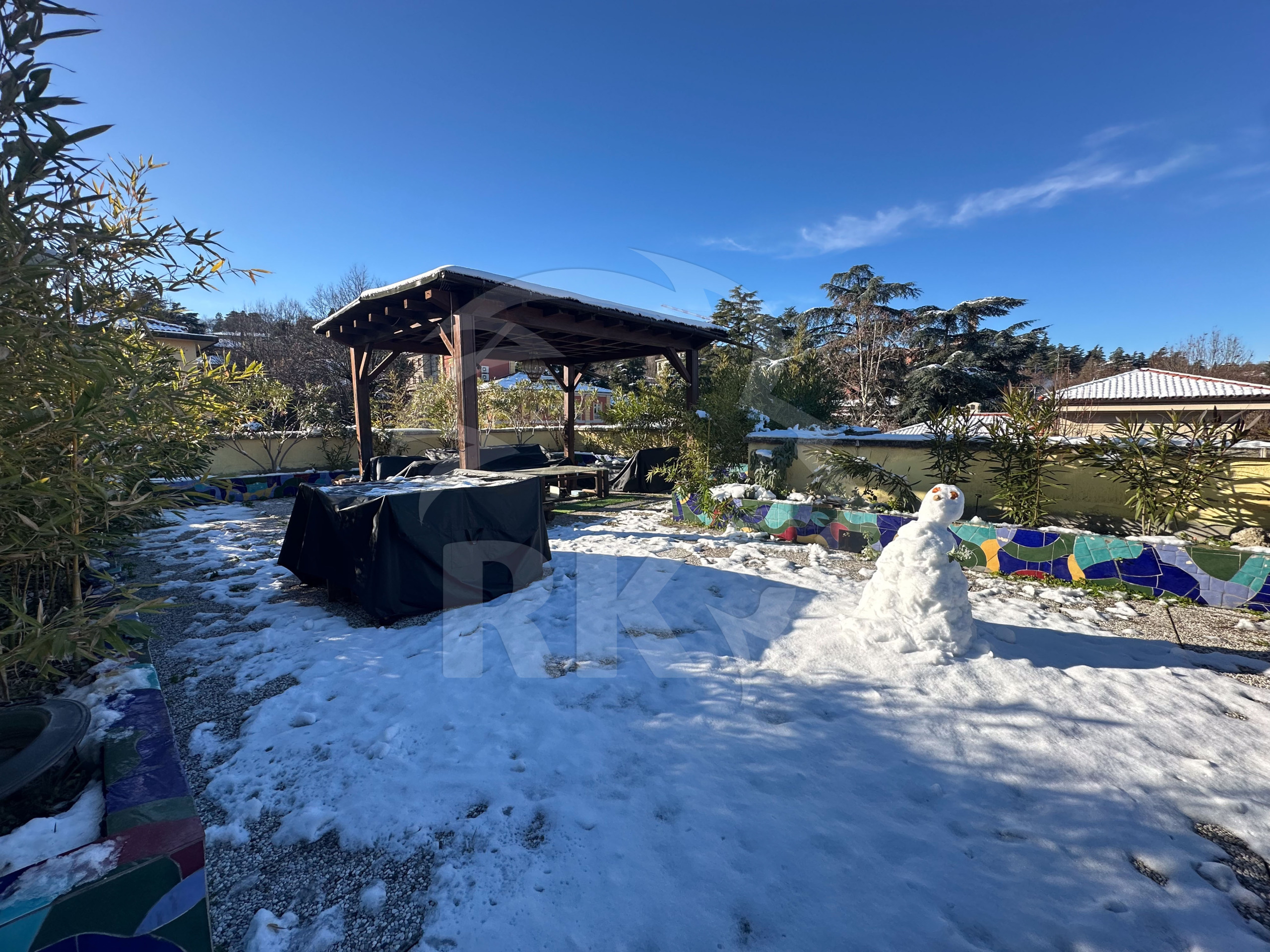 Appartamento con terrazzo in via delle rose 32, Bologna