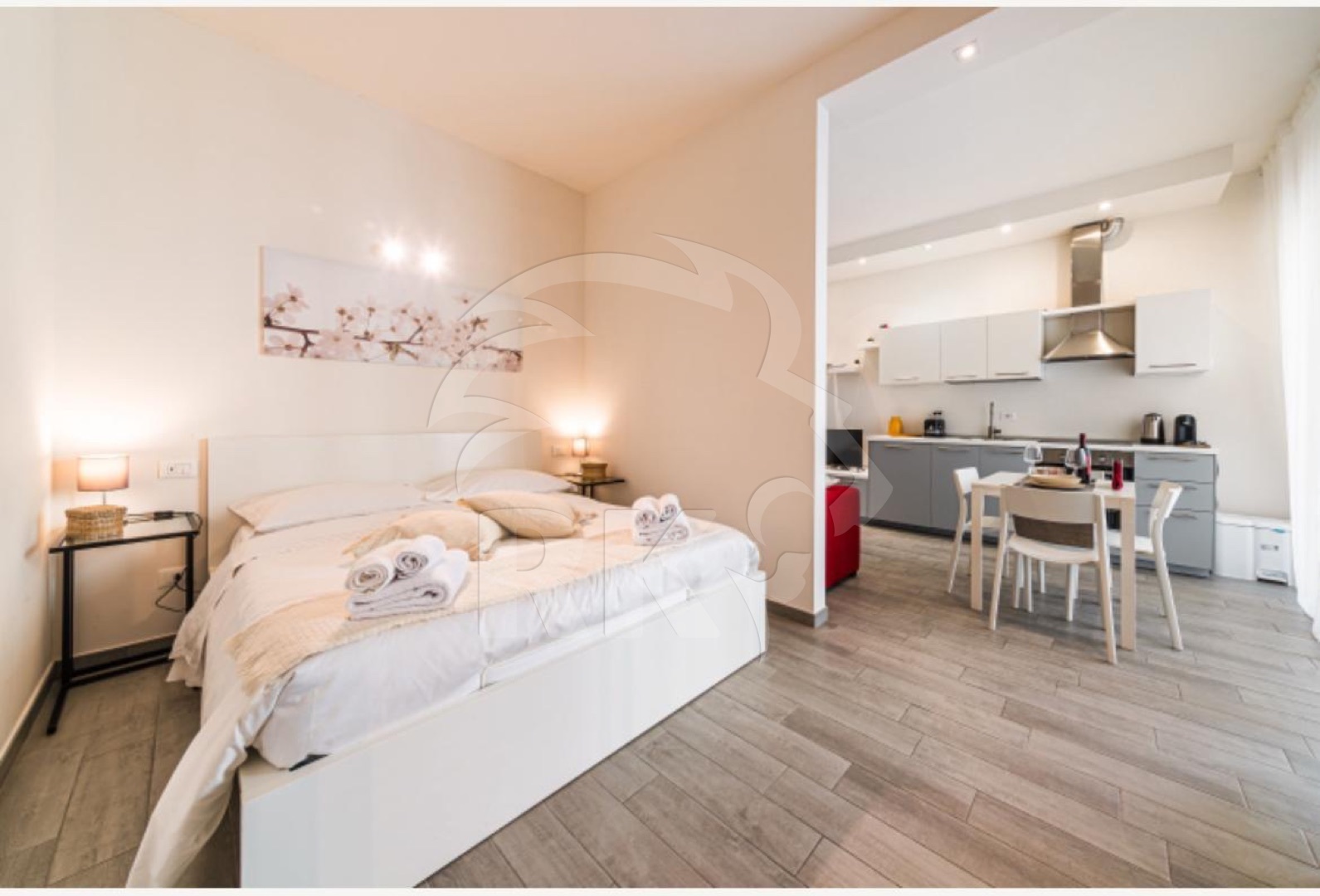 Monolocale con terrazzo in via marconi 1, Bologna