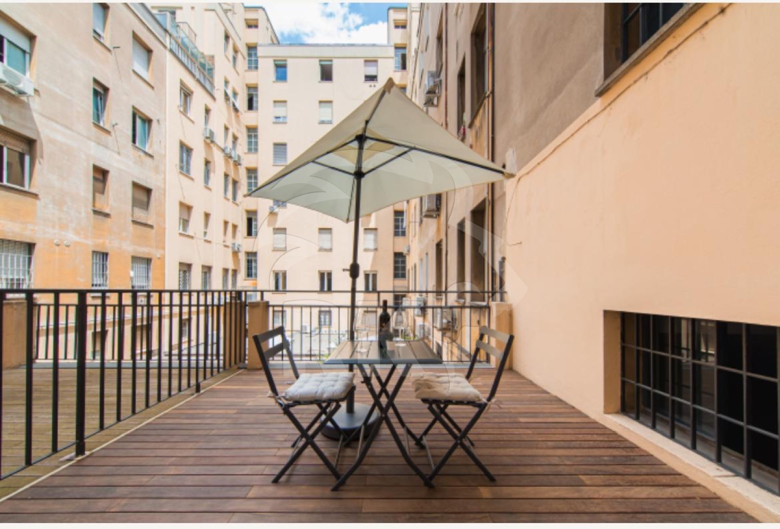 Monolocale con terrazzo in via marconi 1, Bologna