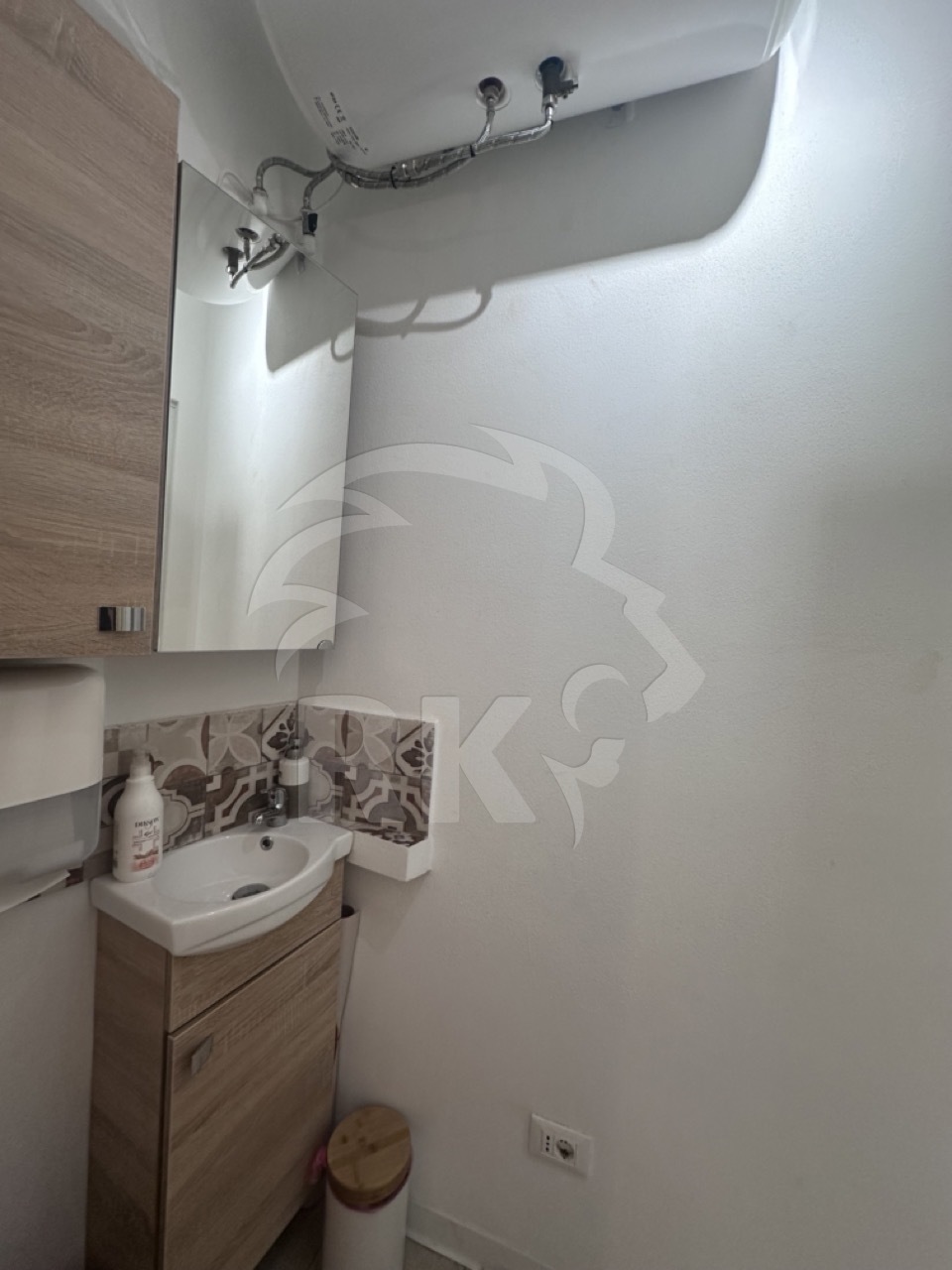 Locale commerciale in affitto in via d'azeglio 51, Bologna