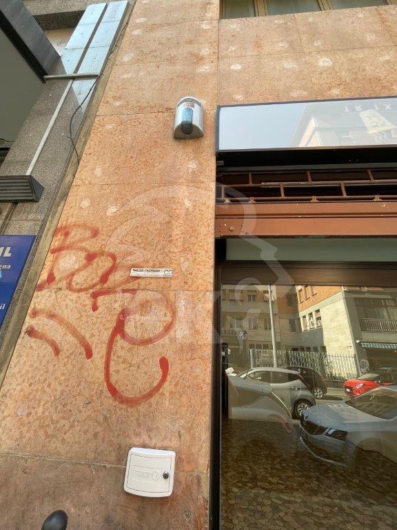 Locale commerciale in affitto in via milazzo, Bologna