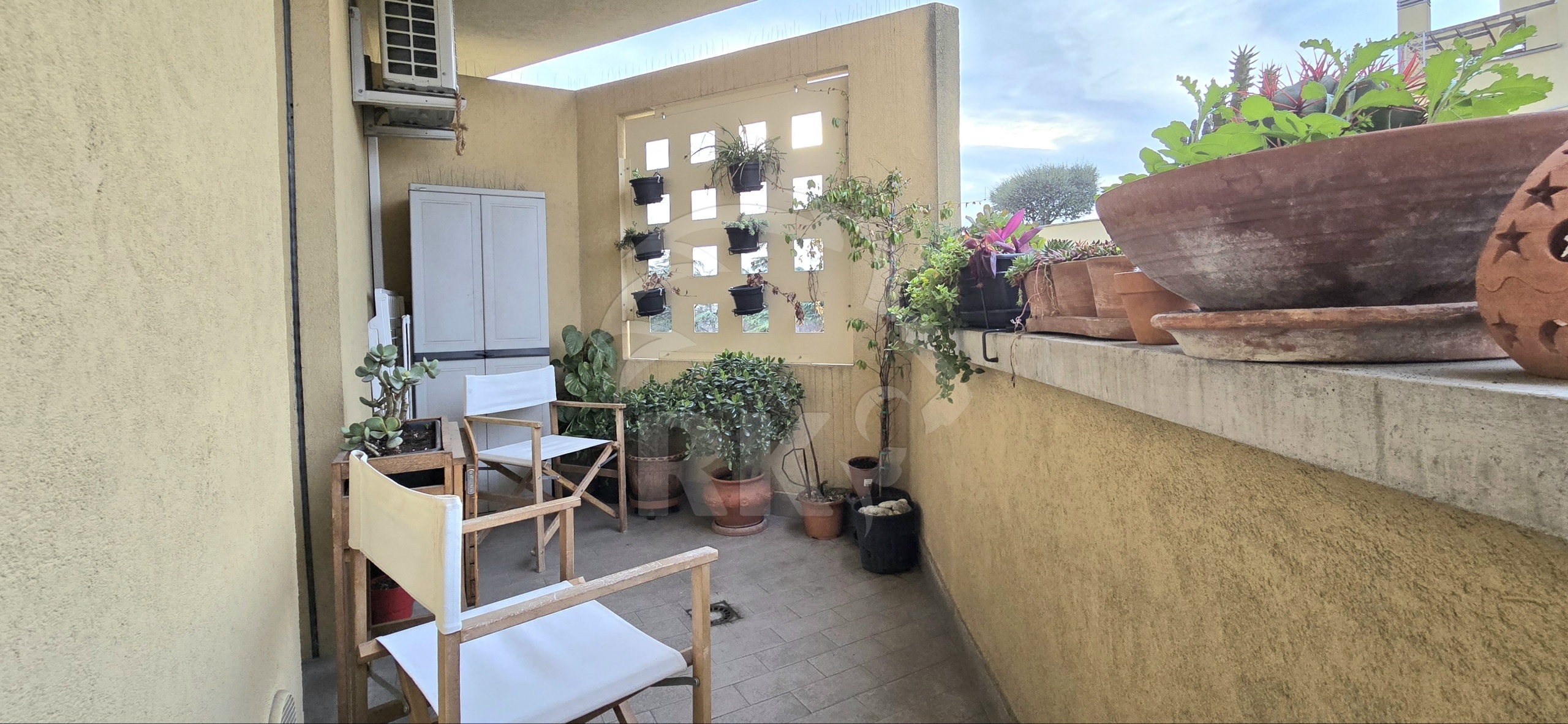 Bilocale con terrazzo in via sante vincenzi 46, Bologna