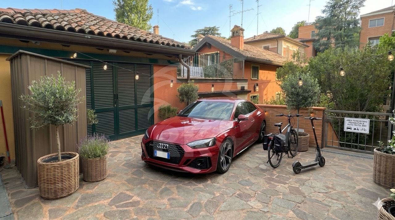 Monolocale con giardino in via dotti 16, Bologna