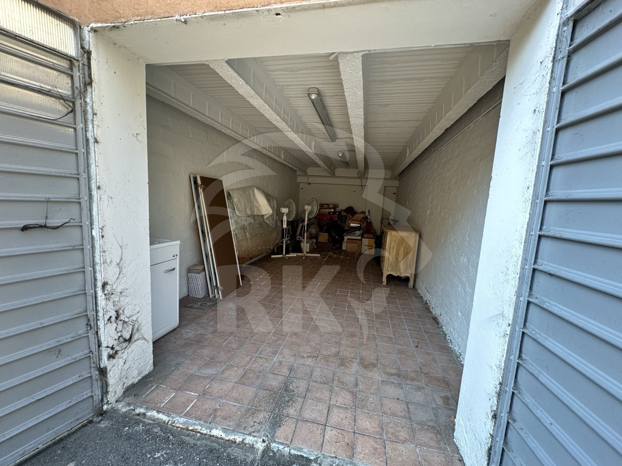Posto auto coperto in vendita in via reggio emilia 6, Bologna