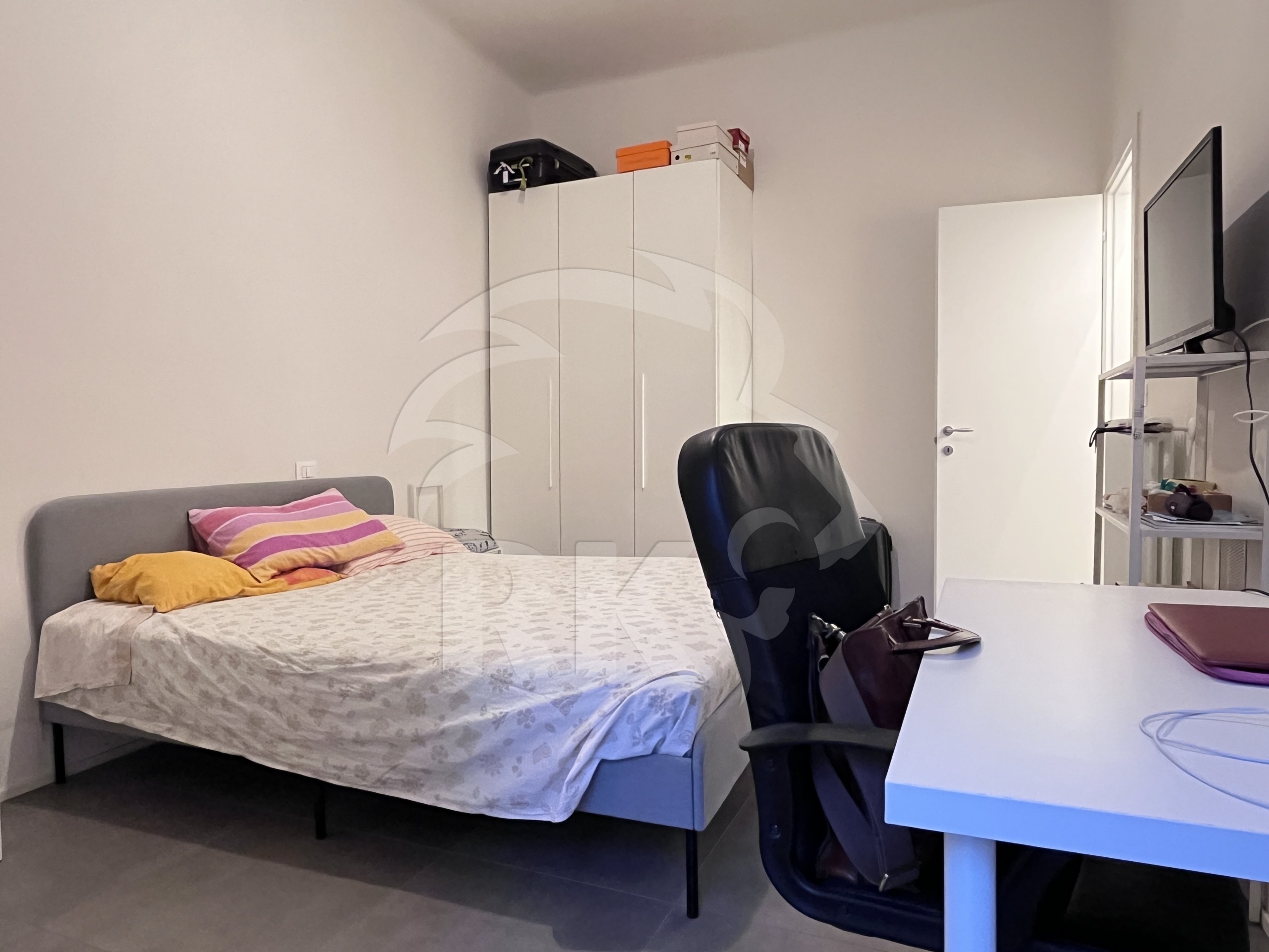 Quadrilocale con terrazzo in via mascarella 73, Bologna