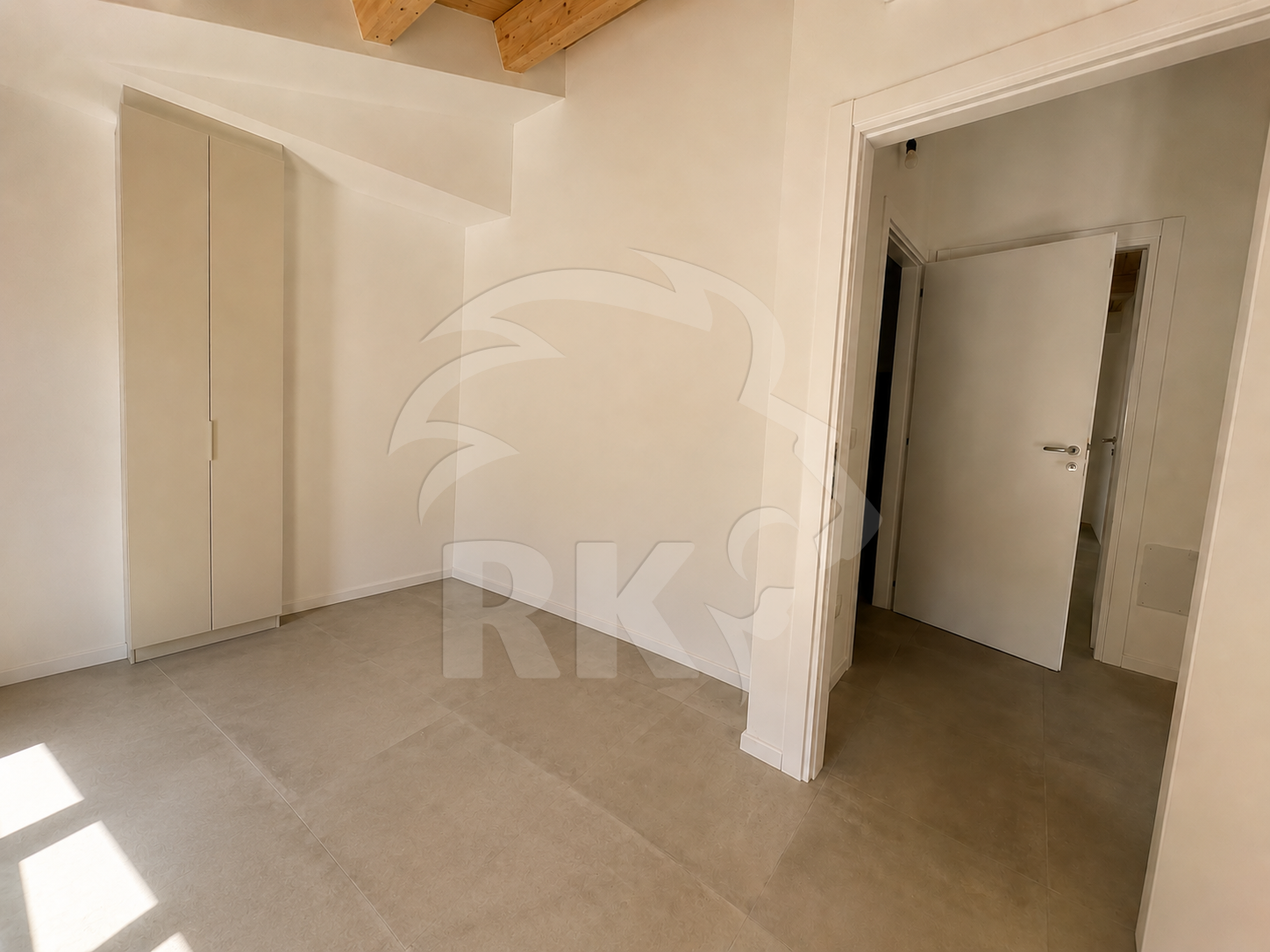 Trilocale con terrazzo in via emilia ponente 264, Bologna
