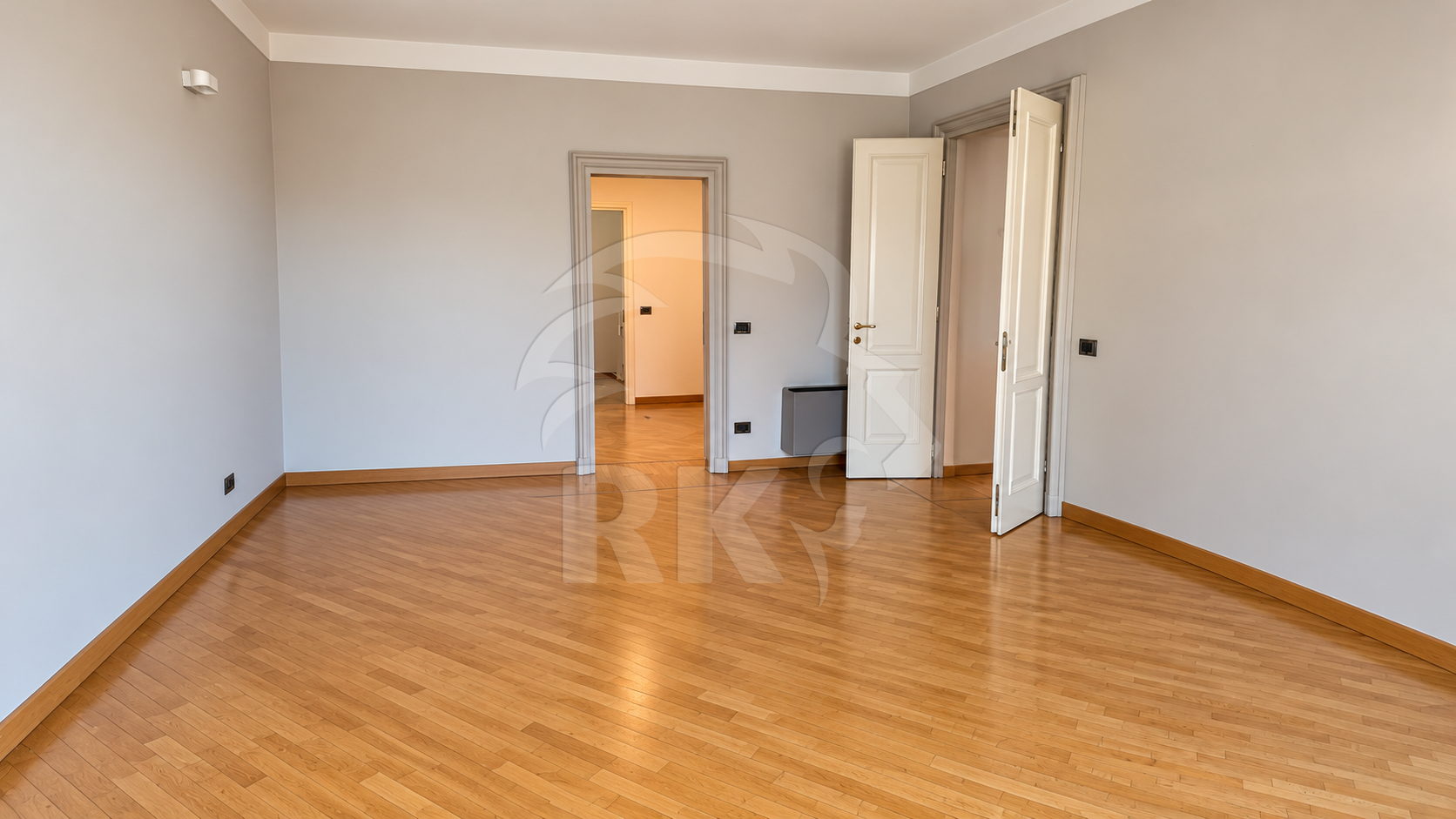 Appartamento con terrazzo in via farini 13, Bologna