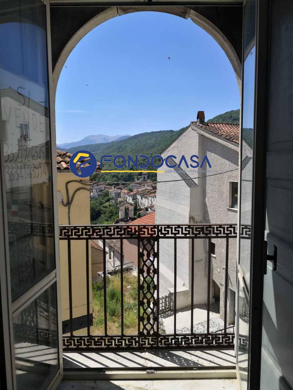 Palazzo intero stabile in vendita a Carpinone