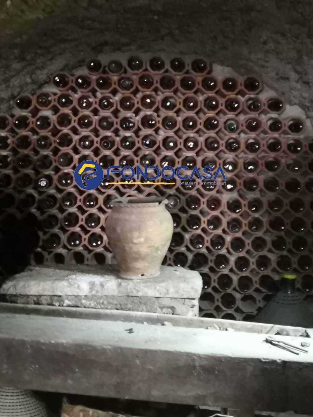 Palazzo intero stabile in vendita a Carpinone