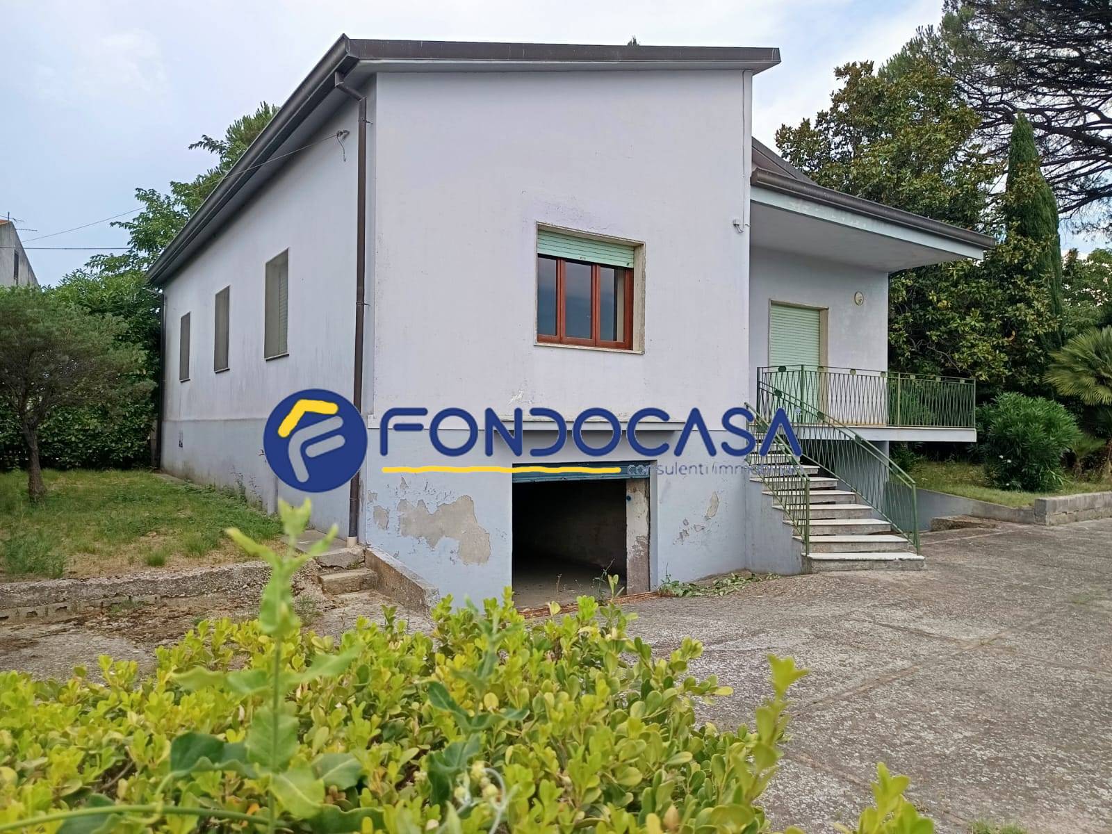 Villa in vendita a Amorosi