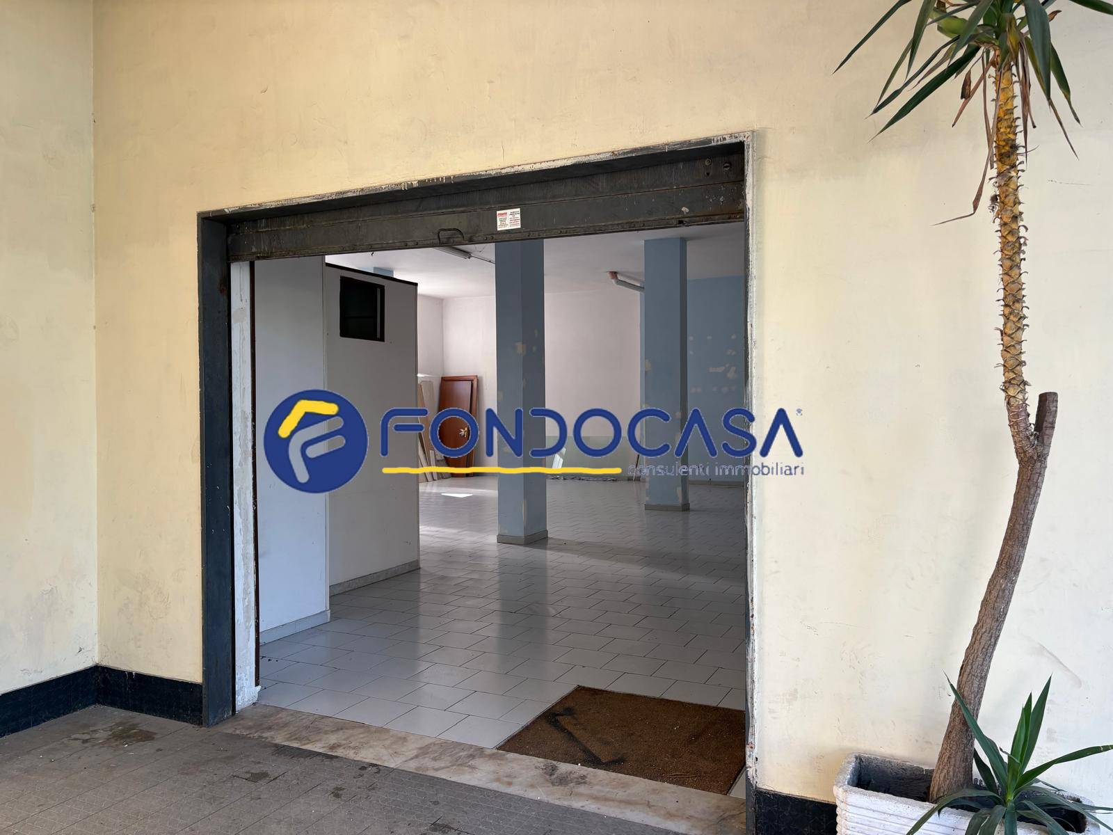 Negozio in affitto a Giugliano in Campania